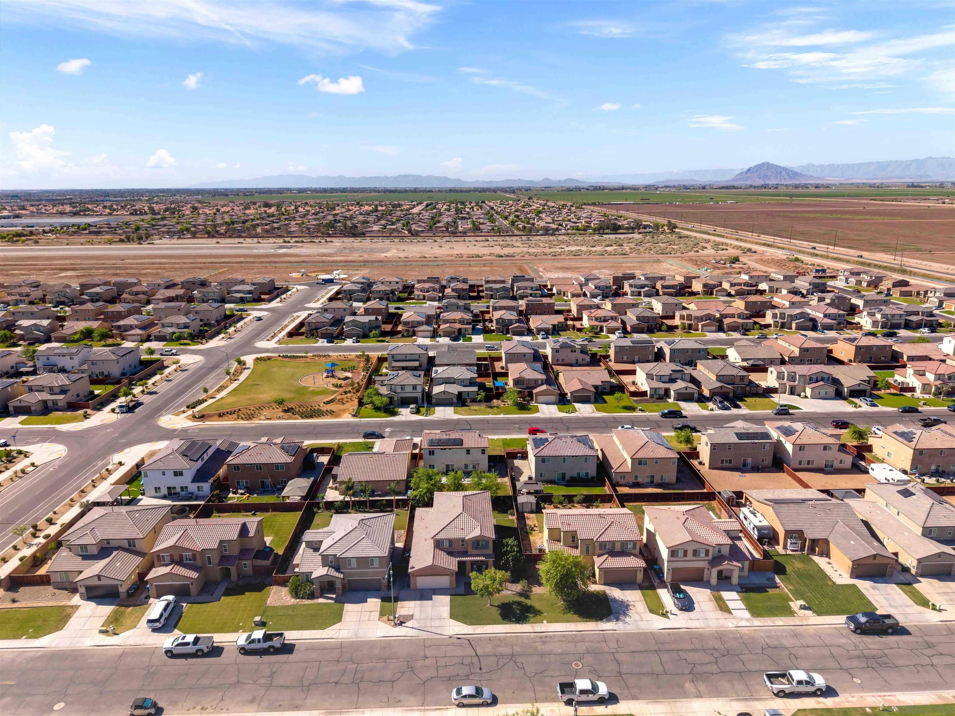 Detail Gallery Image 40 of 44 For 669  Las Lomas, Imperial,  CA 92251 - 5 Beds | 3 Baths