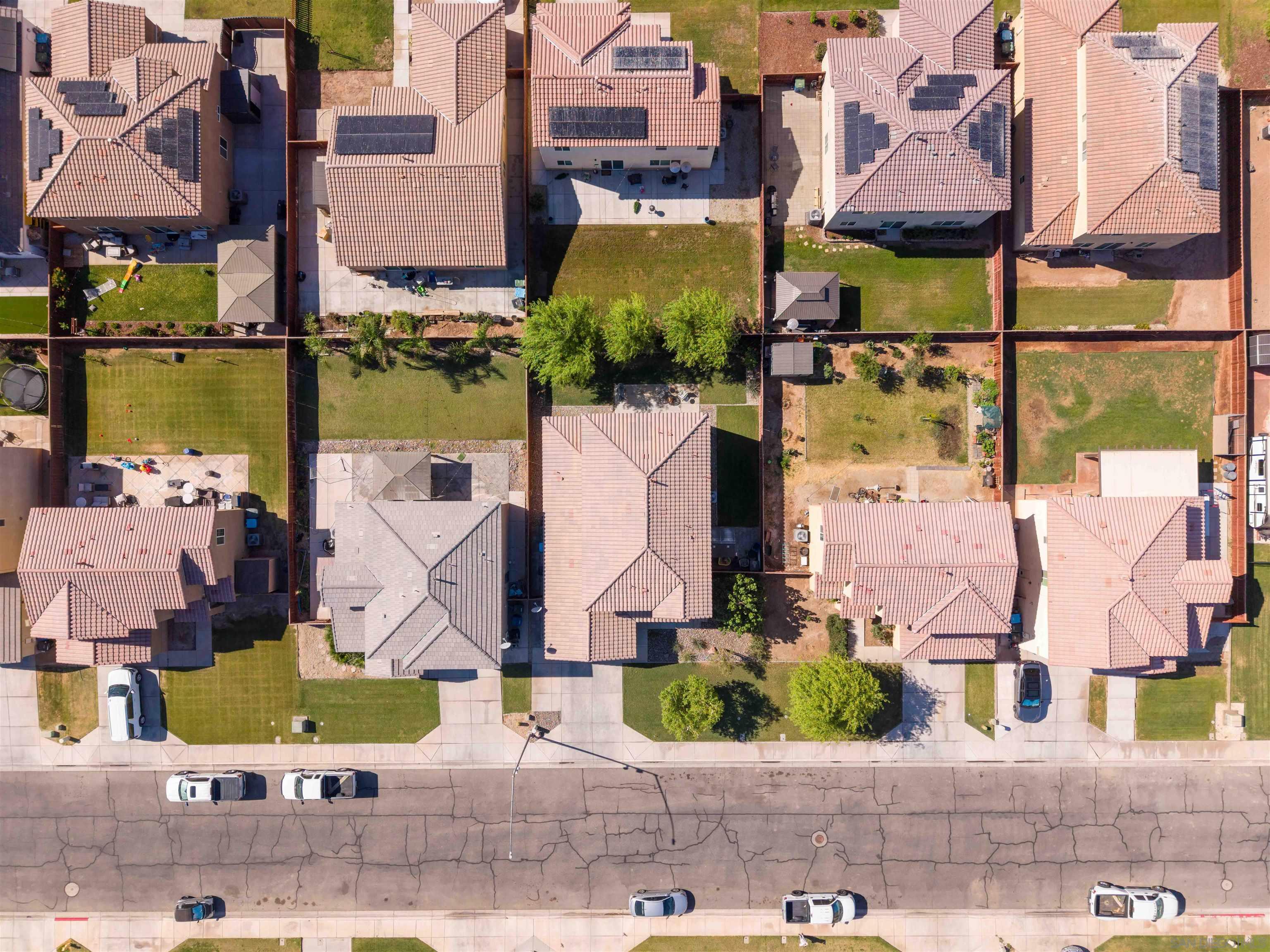 Detail Gallery Image 41 of 44 For 669  Las Lomas, Imperial,  CA 92251 - 5 Beds | 3 Baths