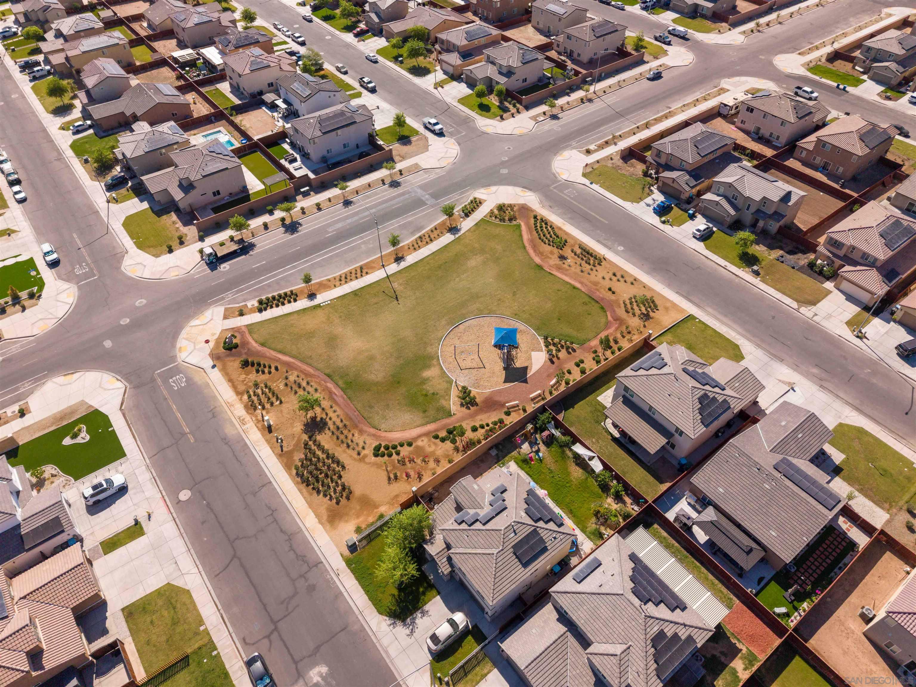 Detail Gallery Image 44 of 44 For 669  Las Lomas, Imperial,  CA 92251 - 5 Beds | 3 Baths