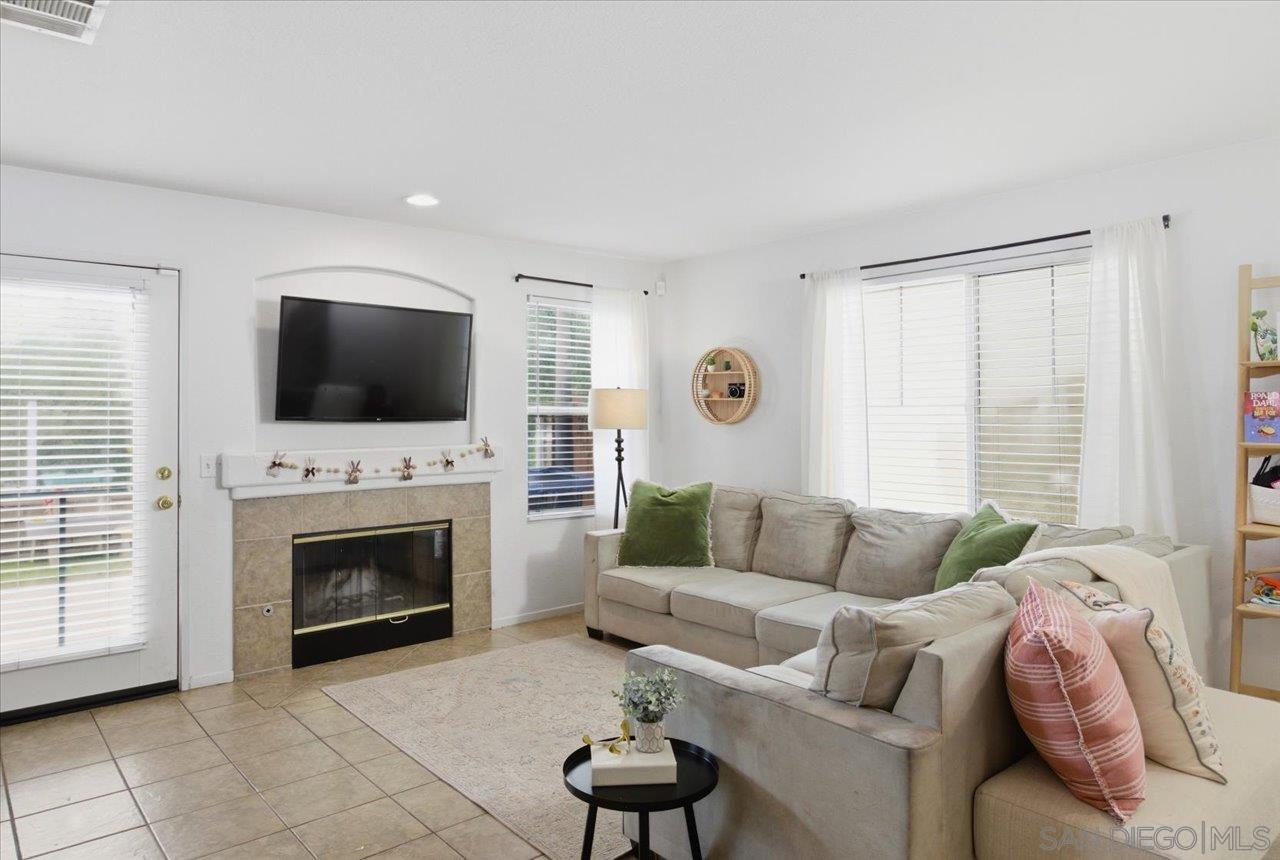 Front Image Thumbnail for SD260009176