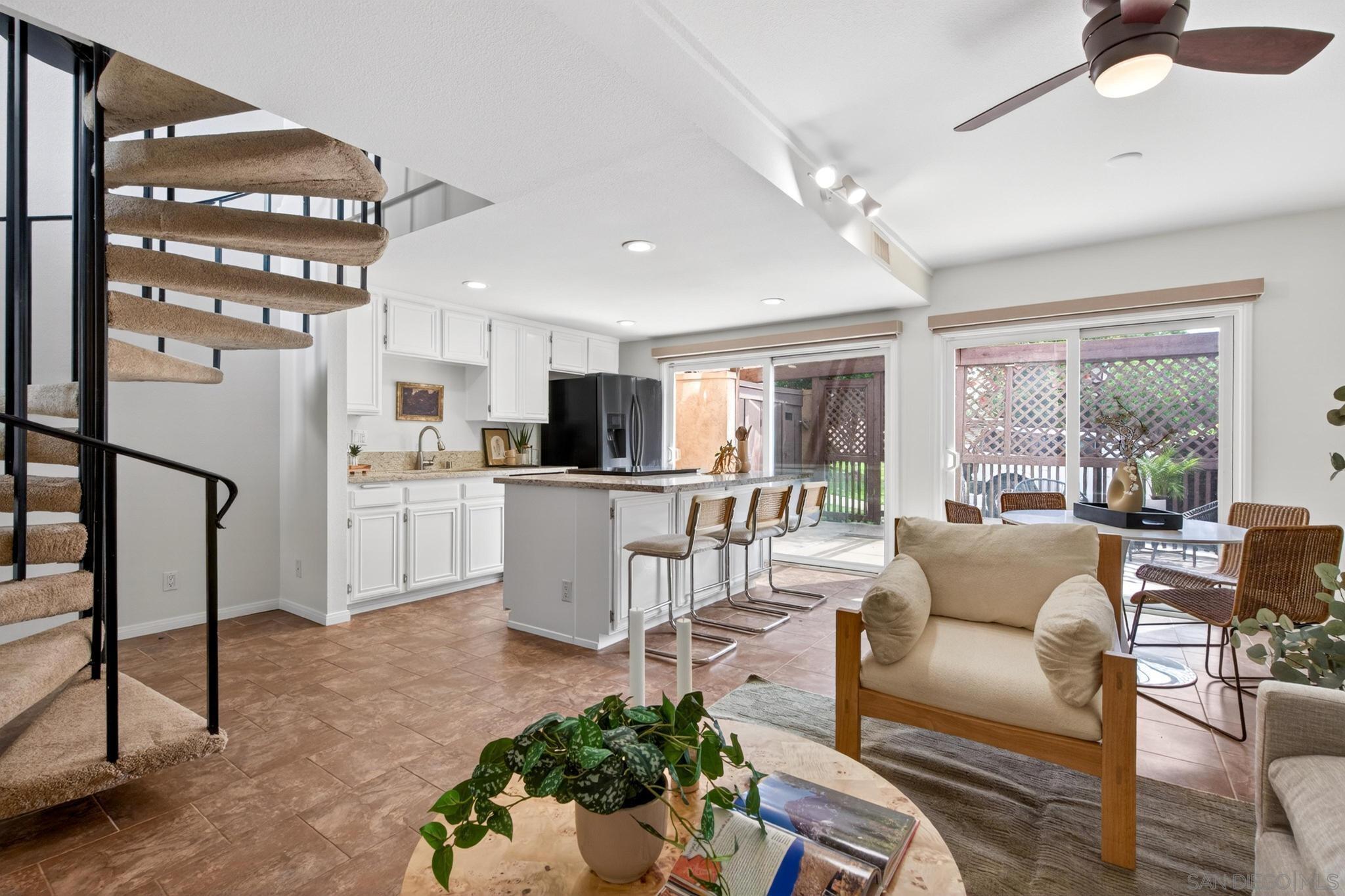 Front Image Thumbnail for SD260009188