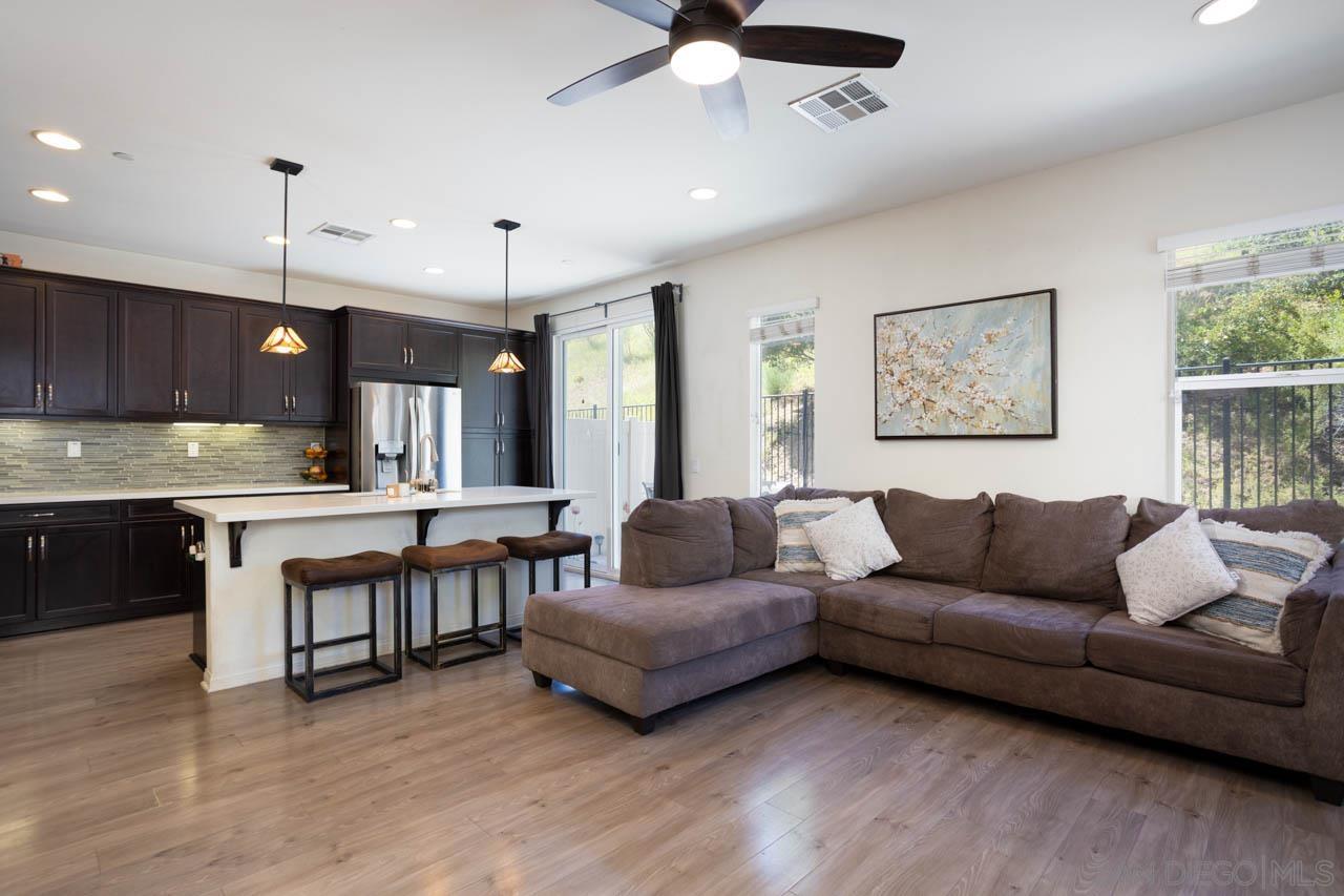 Front Image Thumbnail for SD260009192