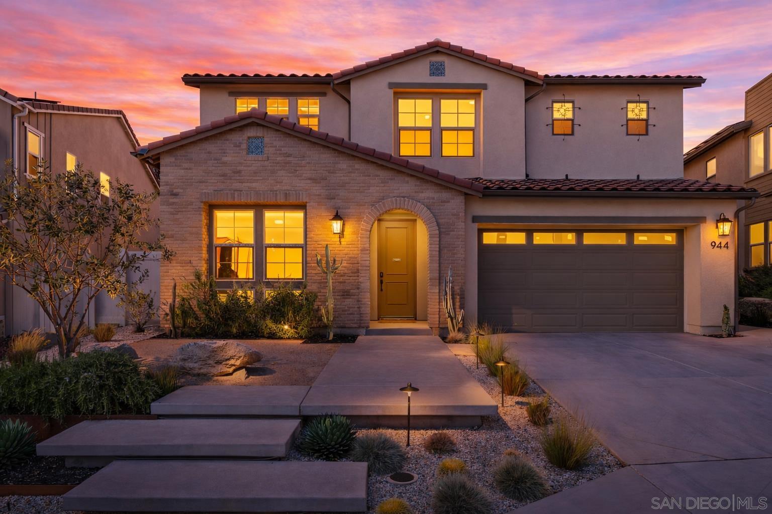 Front Image Thumbnail for SD260009194