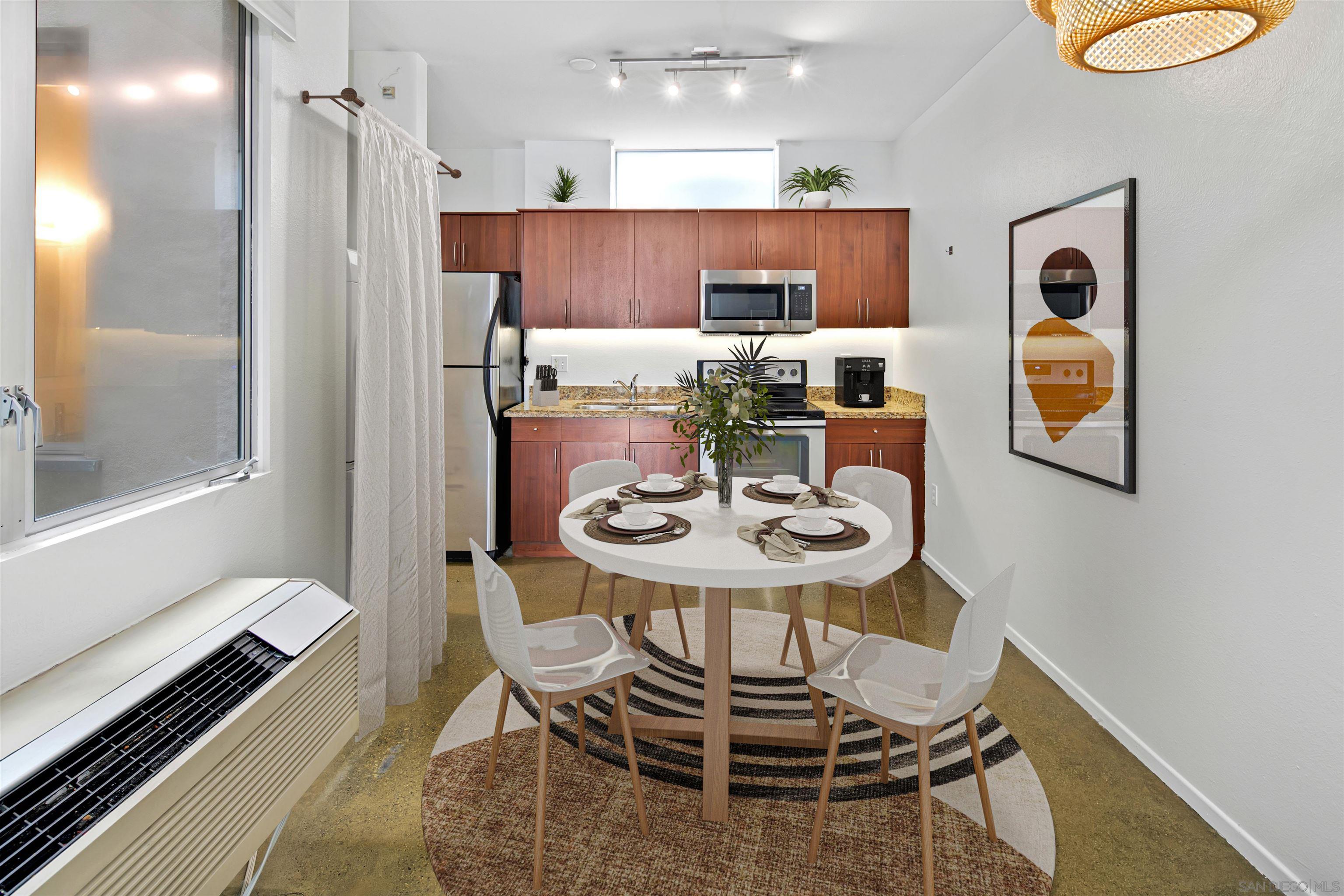 Detail Gallery Image 3 of 10 For 1601  Kettner Blvd  5, San Diego,  CA 92101 - 1 Beds | 1 Baths