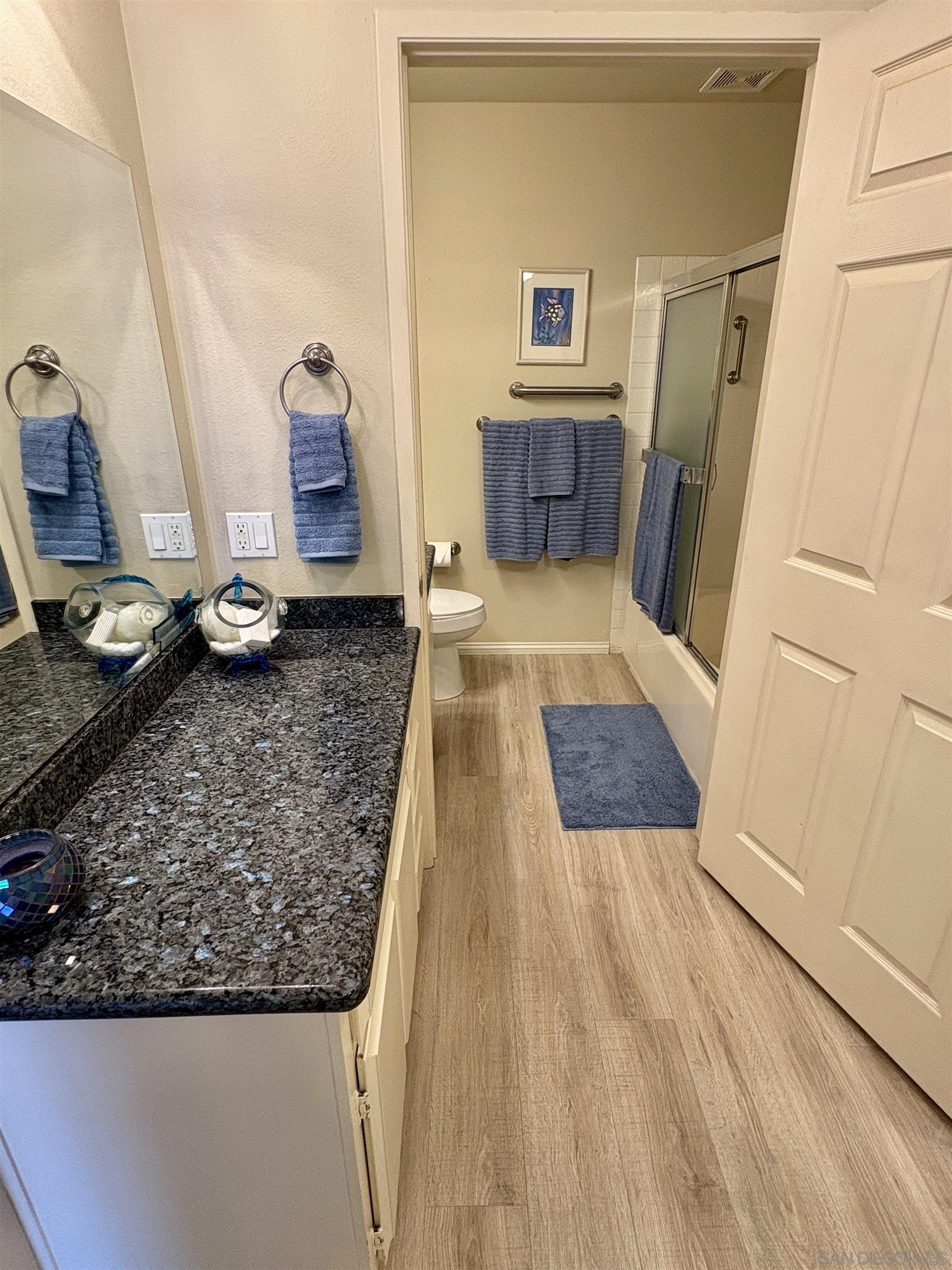 Detail Gallery Image 6 of 17 For 12575  Oaks North Dr  219, San Diego,  CA 92128 - 2 Beds | 2 Baths