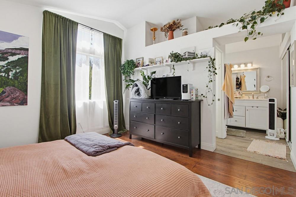 Detail Gallery Image 21 of 41 For 340  Ferrara, Vista,  CA 92083 - 3 Beds | 2/1 Baths