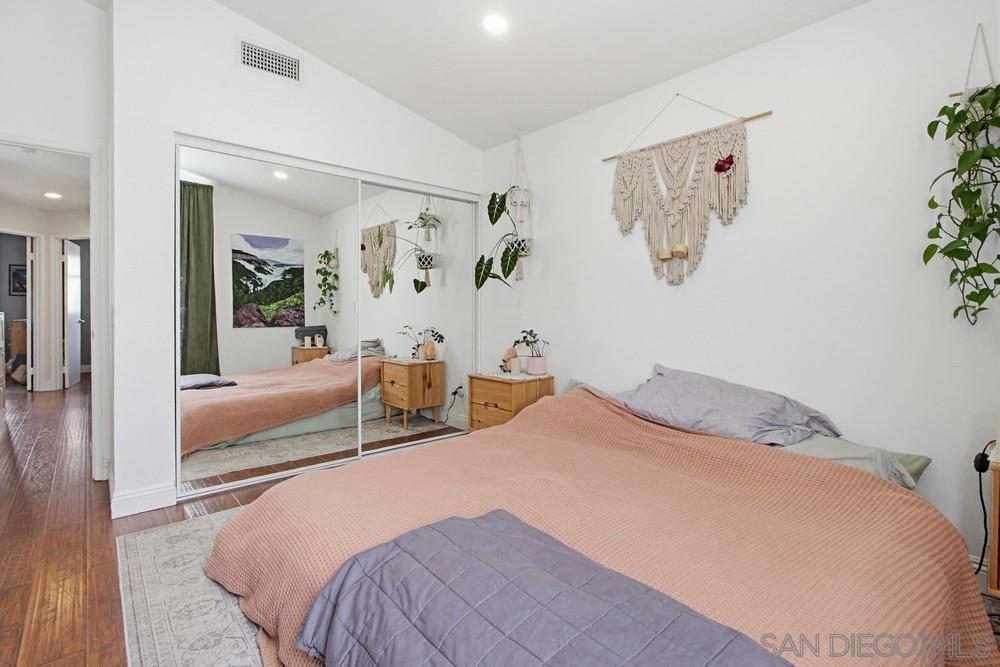 Detail Gallery Image 22 of 41 For 340  Ferrara, Vista,  CA 92083 - 3 Beds | 2/1 Baths