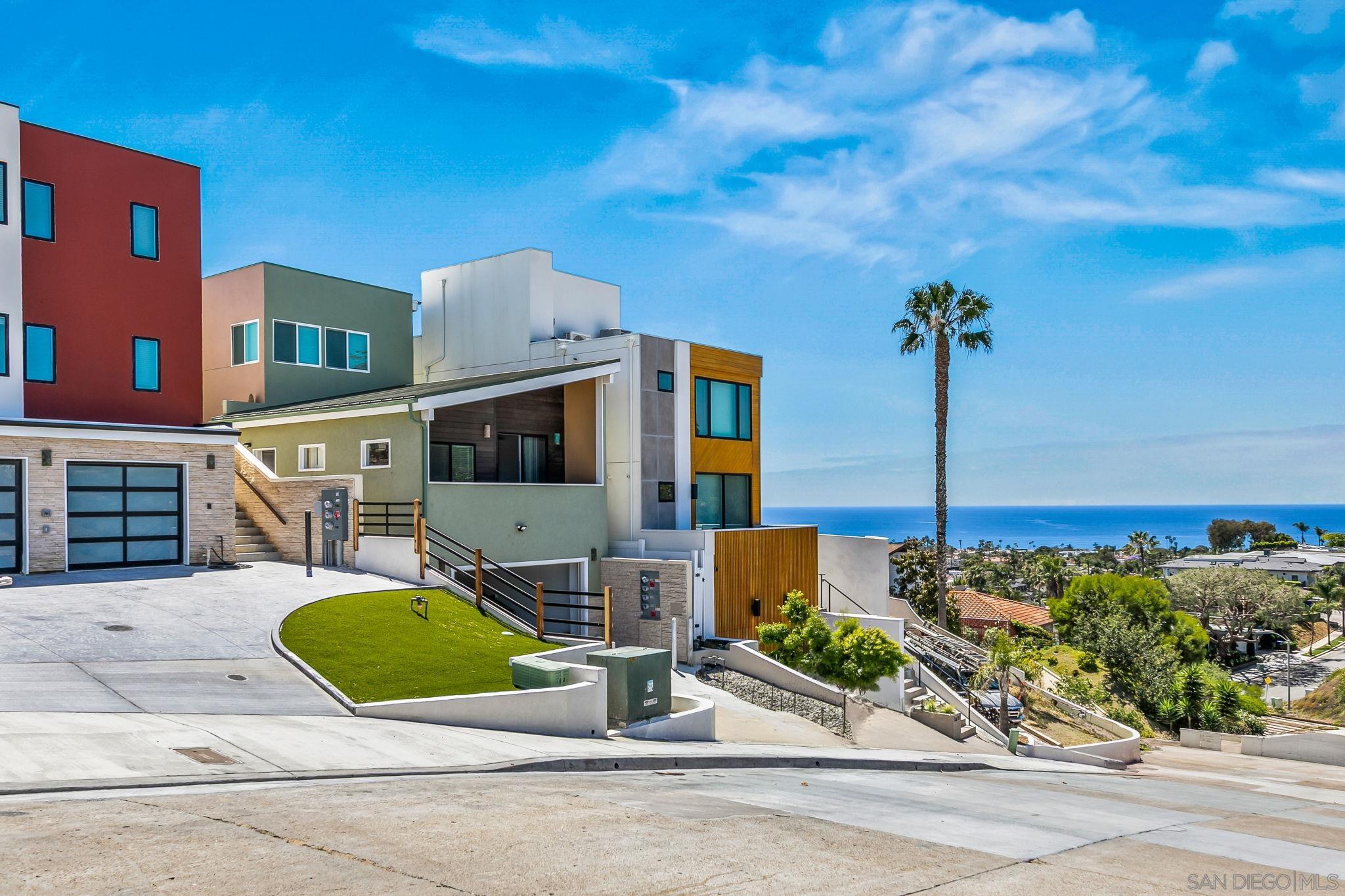 Front Image Thumbnail for SD260009253