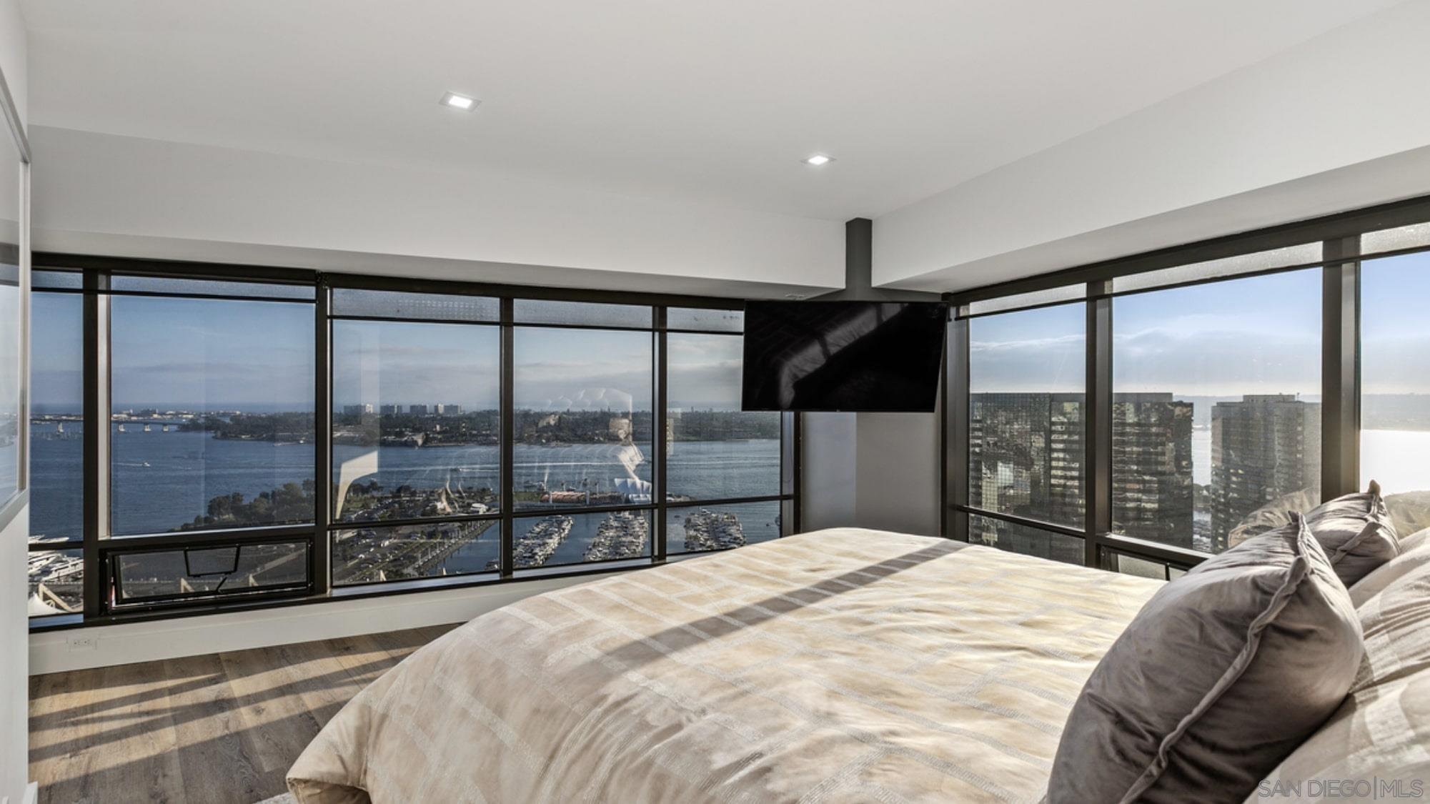 Detail Gallery Image 19 of 42 For 200 W Harbor Dr  2902, San Diego,  CA 92101 - 2 Beds | 2 Baths