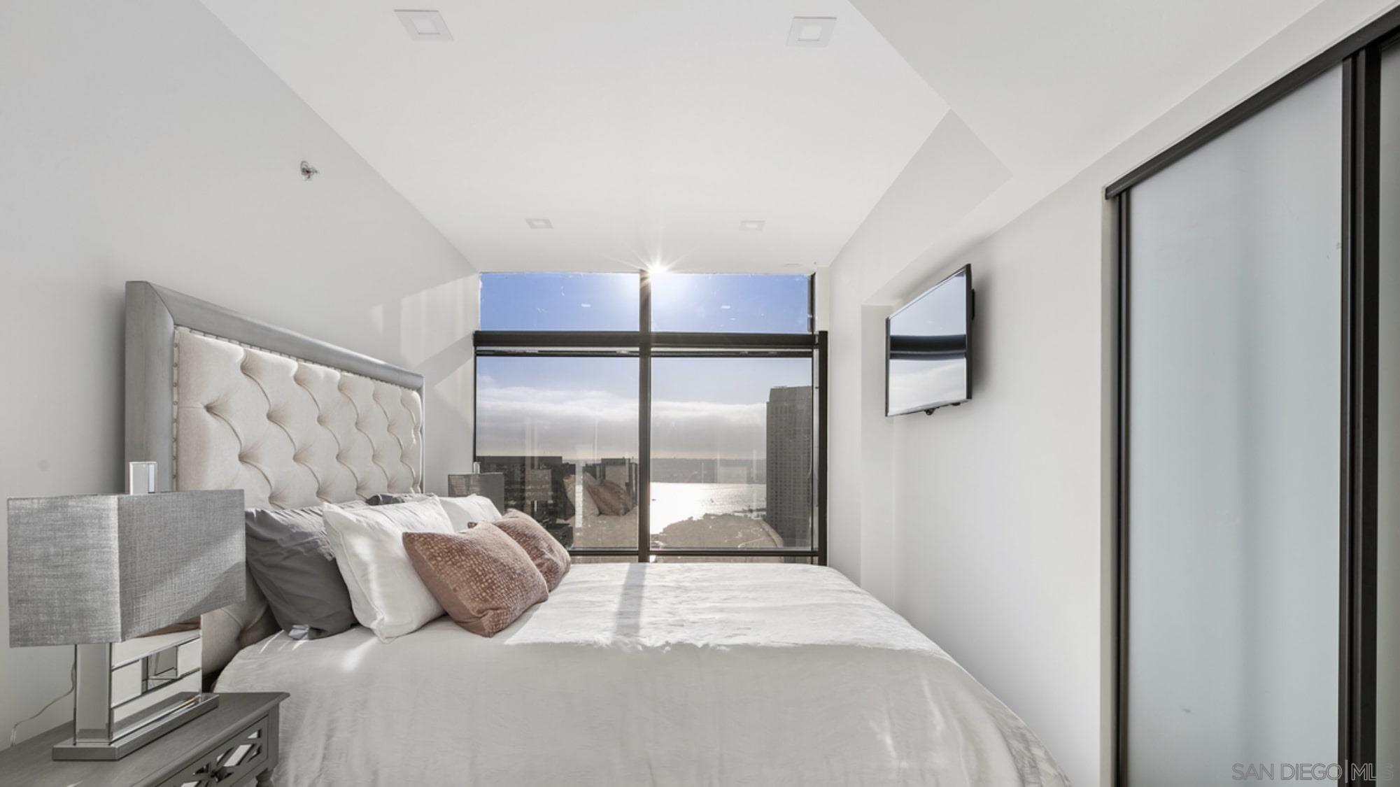 Detail Gallery Image 24 of 42 For 200 W Harbor Dr  2902, San Diego,  CA 92101 - 2 Beds | 2 Baths