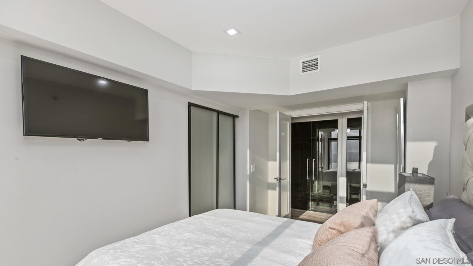 Detail Gallery Image 25 of 42 For 200 W Harbor Dr  2902, San Diego,  CA 92101 - 2 Beds | 2 Baths