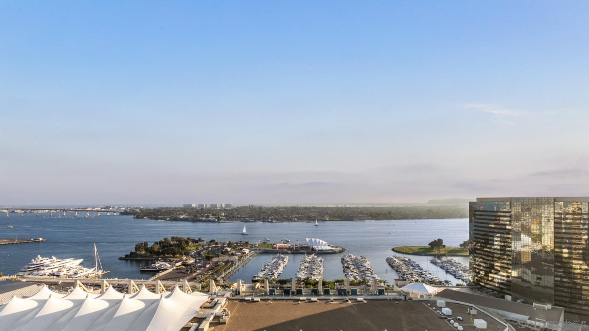 Detail Gallery Image 30 of 42 For 200 W Harbor Dr  2902, San Diego,  CA 92101 - 2 Beds | 2 Baths