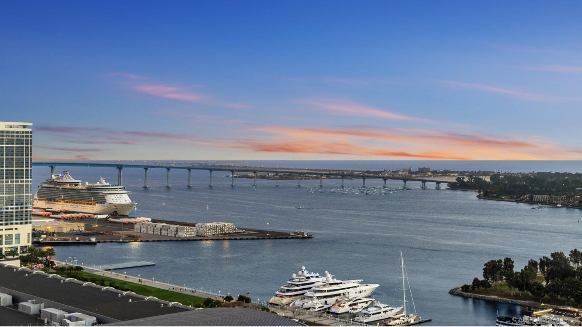 Detail Gallery Image 5 of 42 For 200 W Harbor Dr  2902, San Diego,  CA 92101 - 2 Beds | 2 Baths