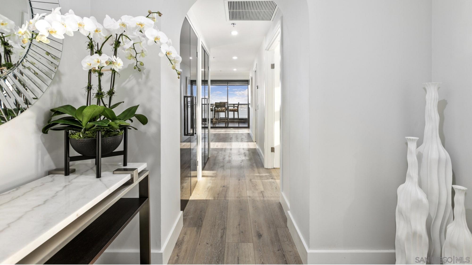 Detail Gallery Image 8 of 42 For 200 W Harbor Dr  2902, San Diego,  CA 92101 - 2 Beds | 2 Baths