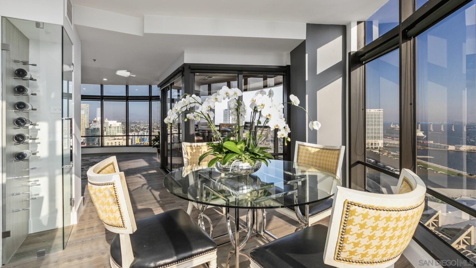 Detail Gallery Image 10 of 42 For 200 W Harbor Dr  2902, San Diego,  CA 92101 - 2 Beds | 2 Baths