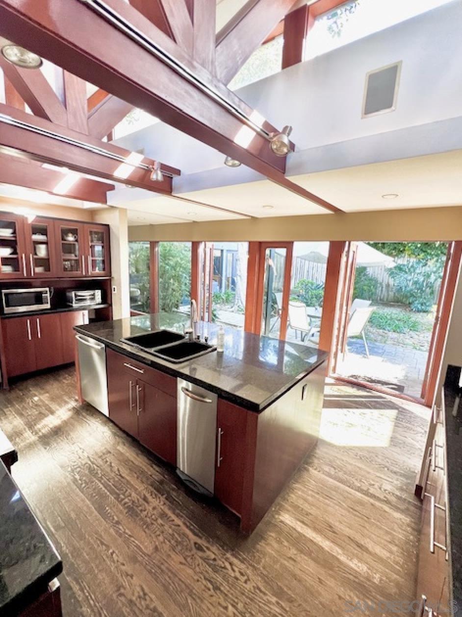 Detail Gallery Image 8 of 25 For 8168  La Jolla Shores Dr, La Jolla,  CA 92037 - 2 Beds | 2 Baths