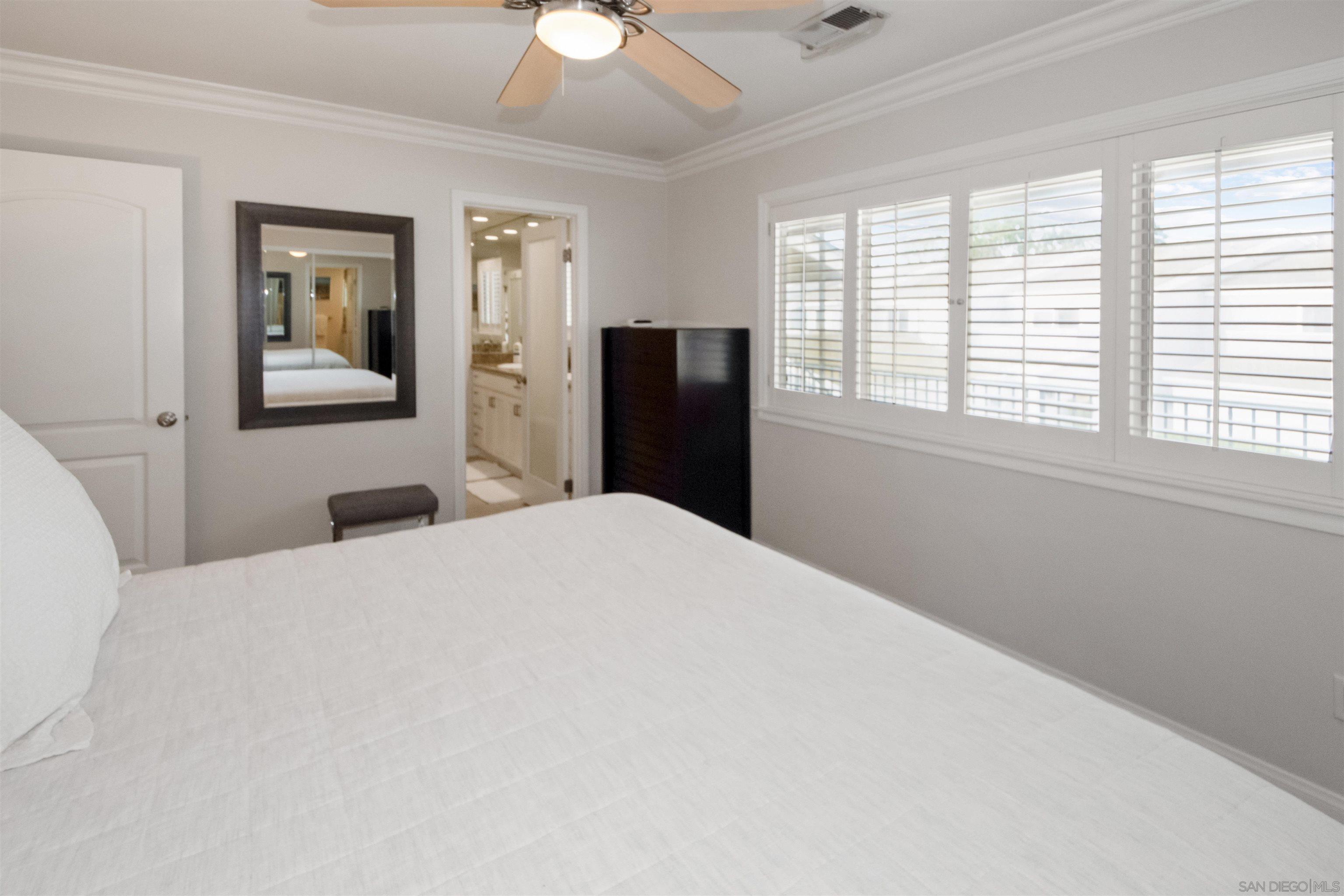 Detail Gallery Image 16 of 28 For 1052  Isabella Avenue   E, Coronado,  CA 92118 - 3 Beds | 2 Baths
