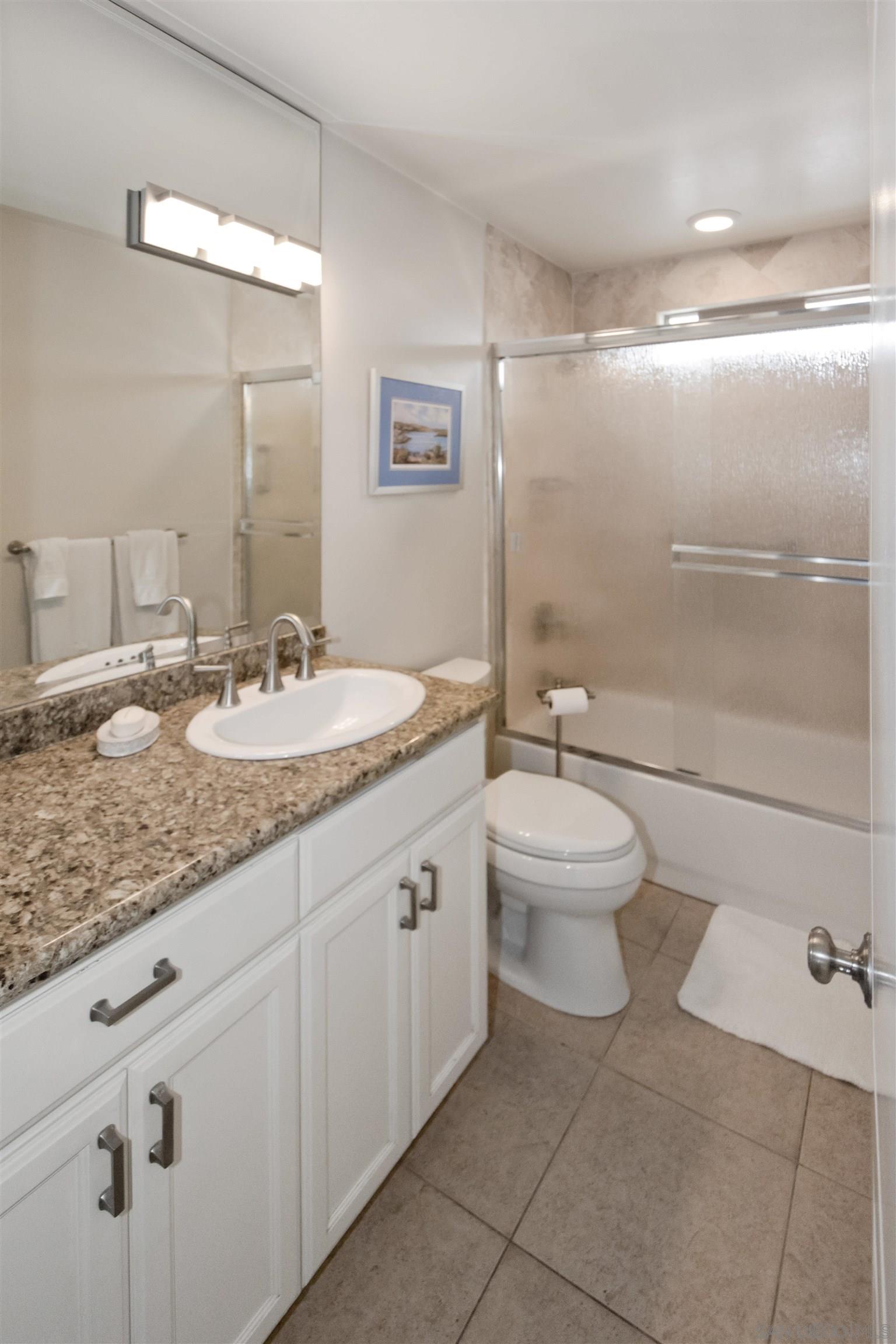 Detail Gallery Image 23 of 28 For 1052  Isabella Avenue   E, Coronado,  CA 92118 - 3 Beds | 2 Baths