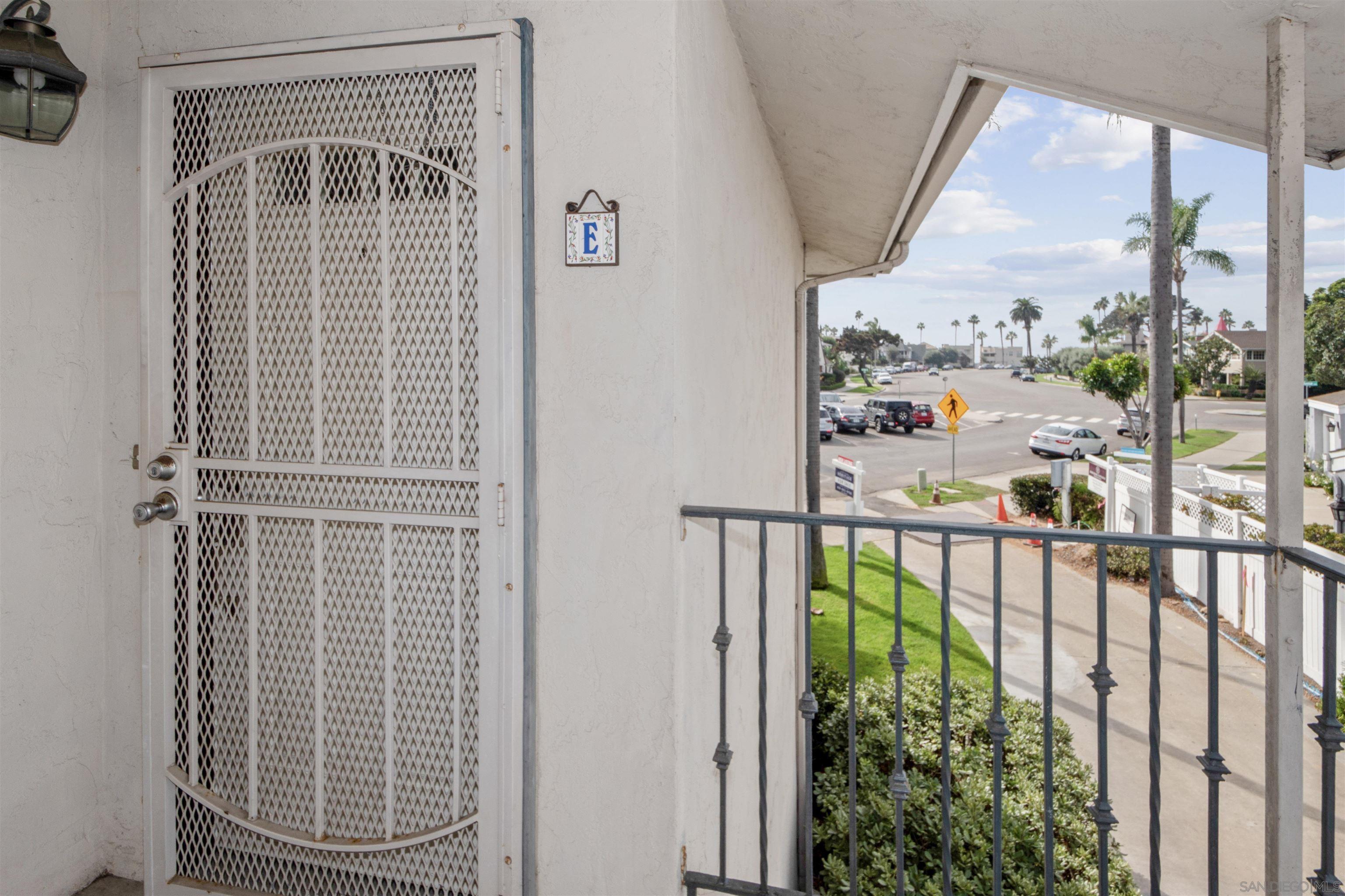 Detail Gallery Image 28 of 28 For 1052  Isabella Avenue   E, Coronado,  CA 92118 - 3 Beds | 2 Baths