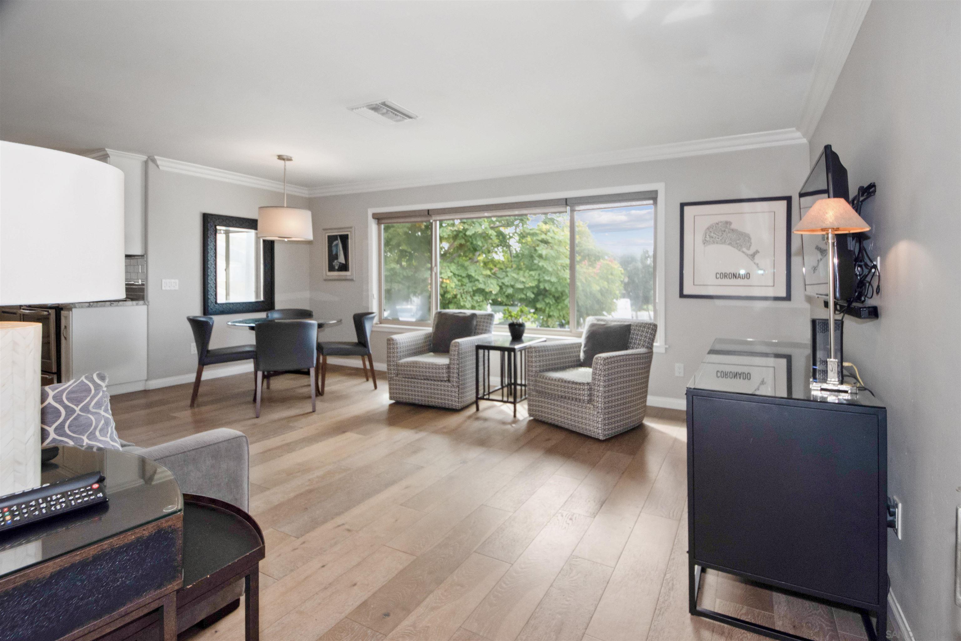 Detail Gallery Image 5 of 28 For 1052  Isabella Avenue   E, Coronado,  CA 92118 - 3 Beds | 2 Baths