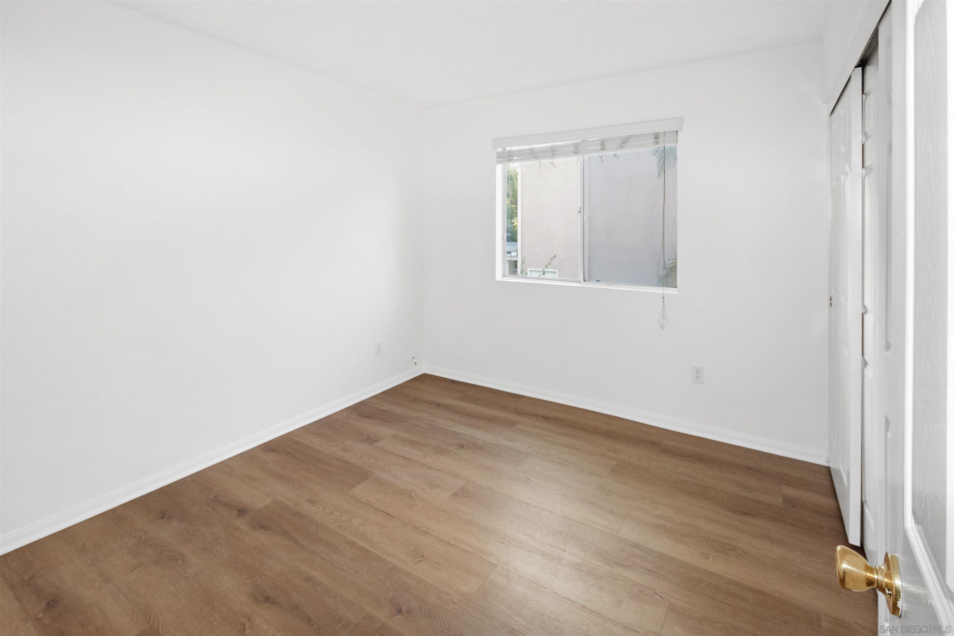 Detail Gallery Image 12 of 22 For 1240  Silverado Drive, Coronado,  CA 92118 - 4 Beds | 3 Baths