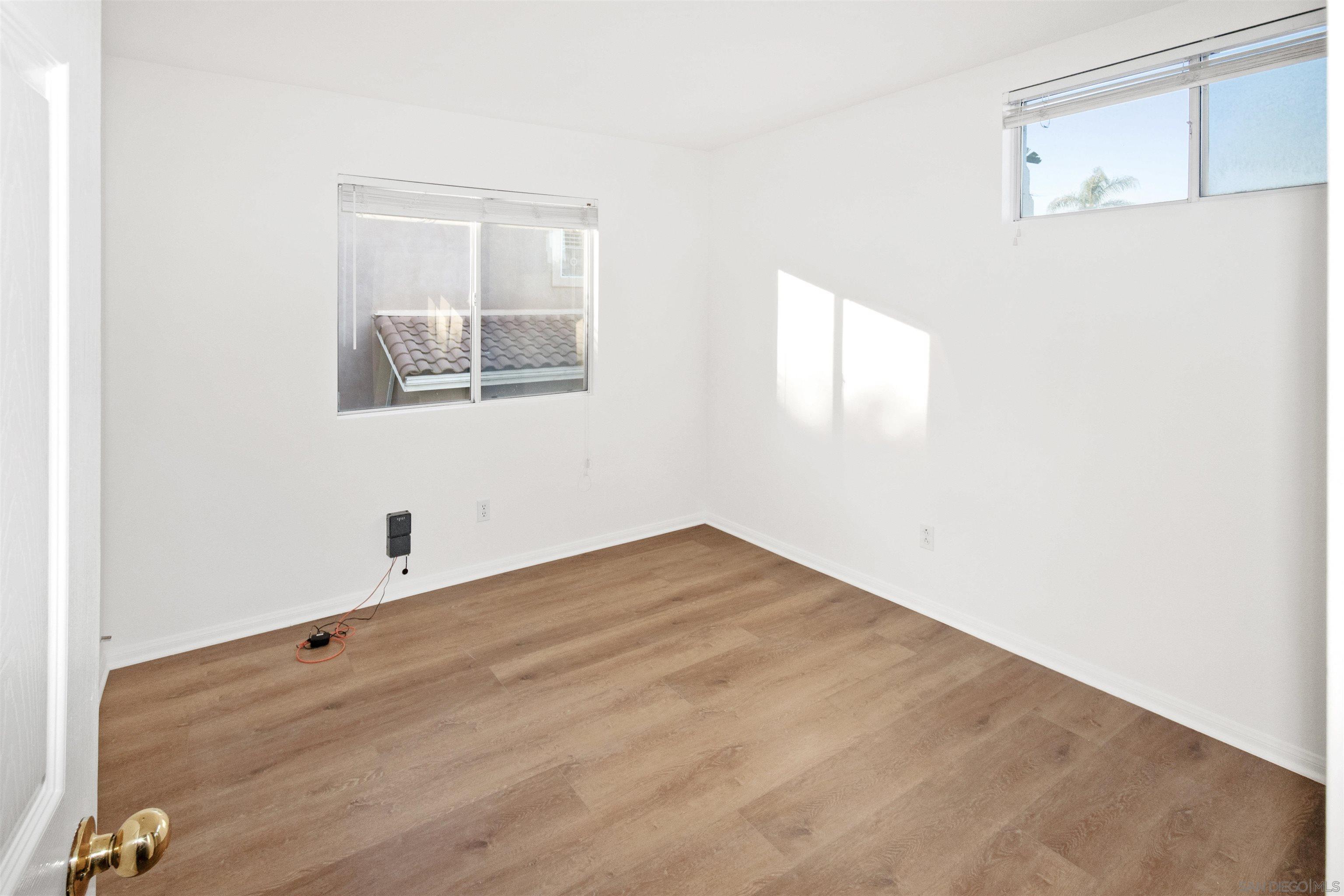 Detail Gallery Image 13 of 22 For 1240  Silverado Drive, Coronado,  CA 92118 - 4 Beds | 3 Baths