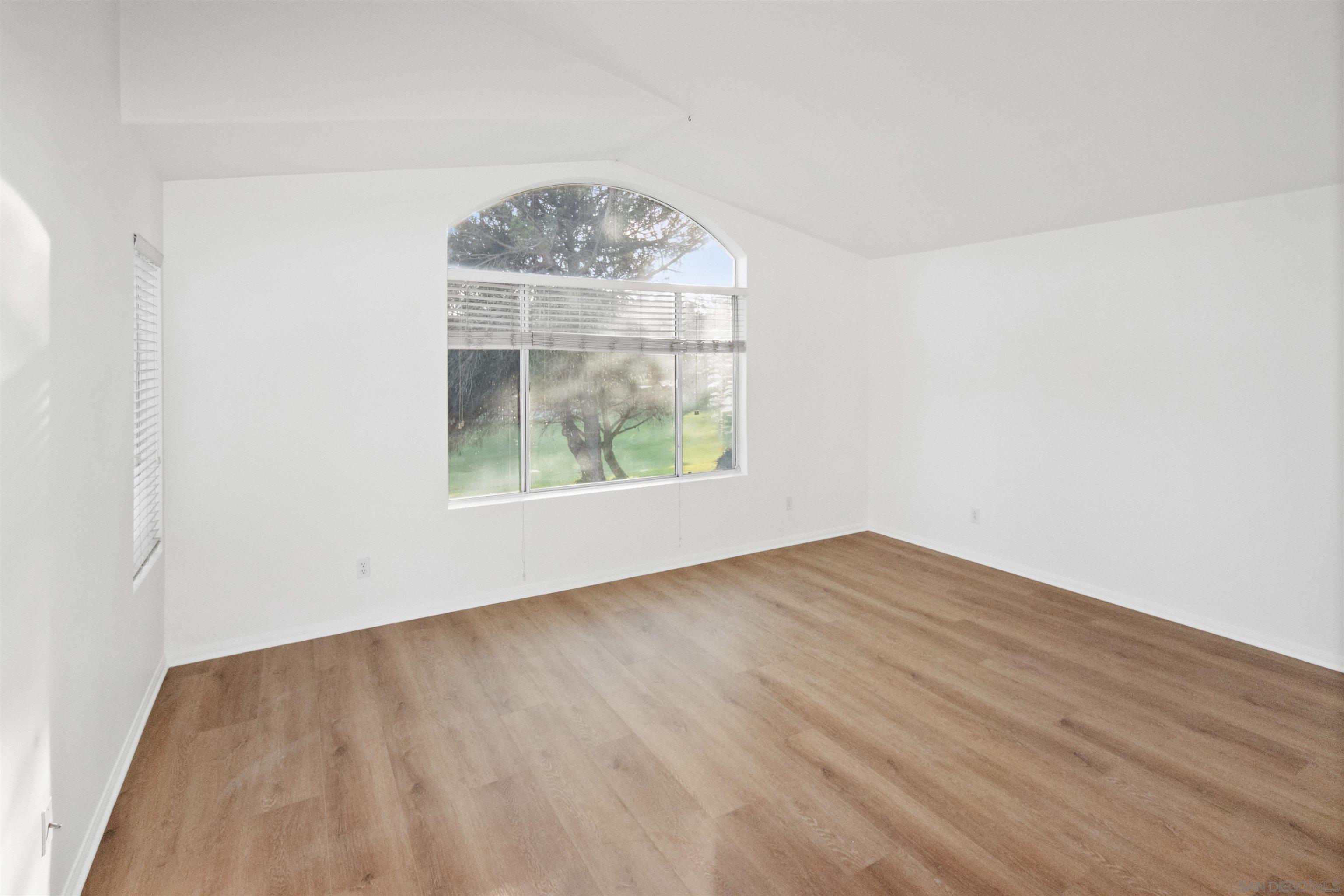 Detail Gallery Image 15 of 22 For 1240  Silverado Drive, Coronado,  CA 92118 - 4 Beds | 3 Baths