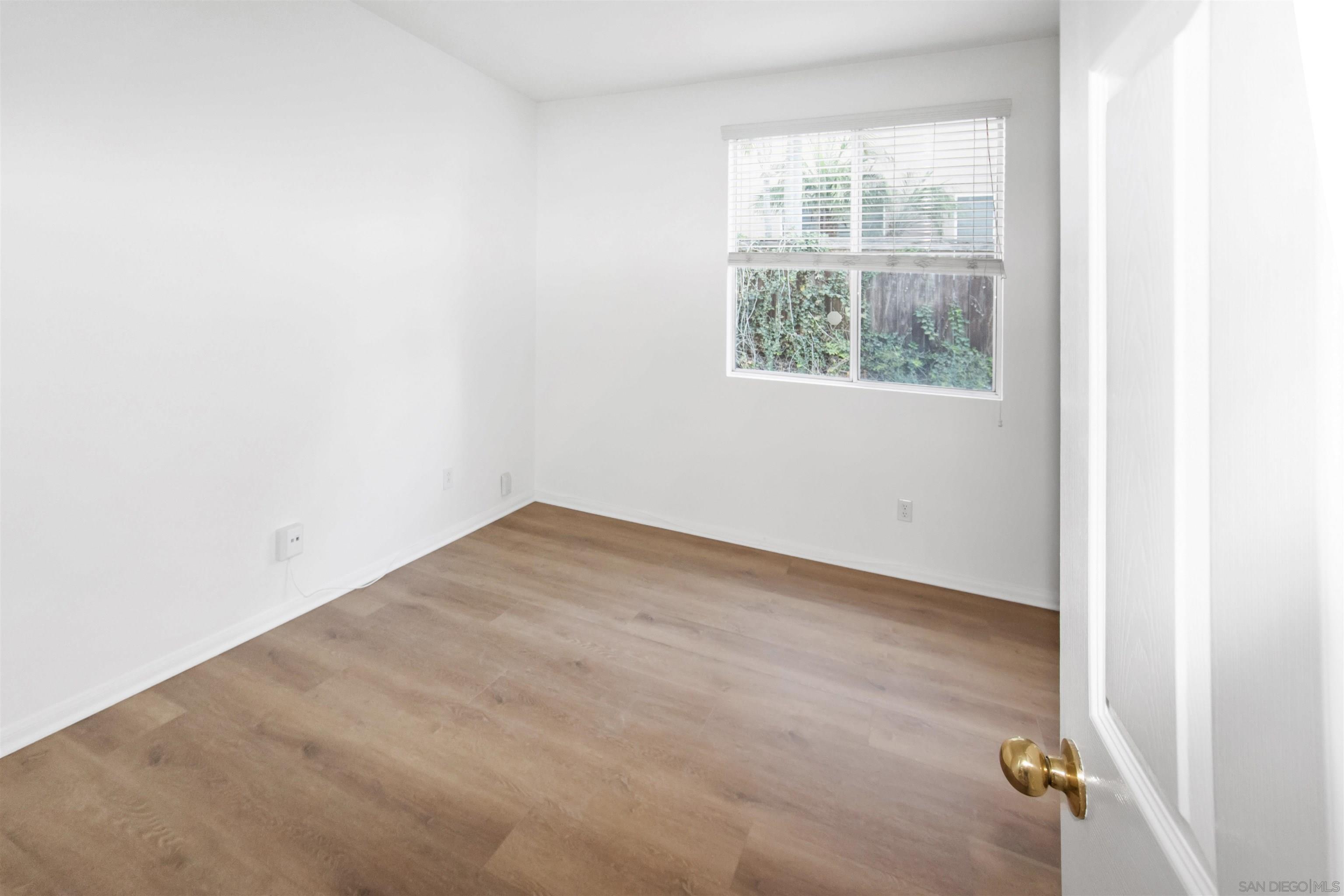 Detail Gallery Image 19 of 22 For 1240  Silverado Drive, Coronado,  CA 92118 - 4 Beds | 3 Baths