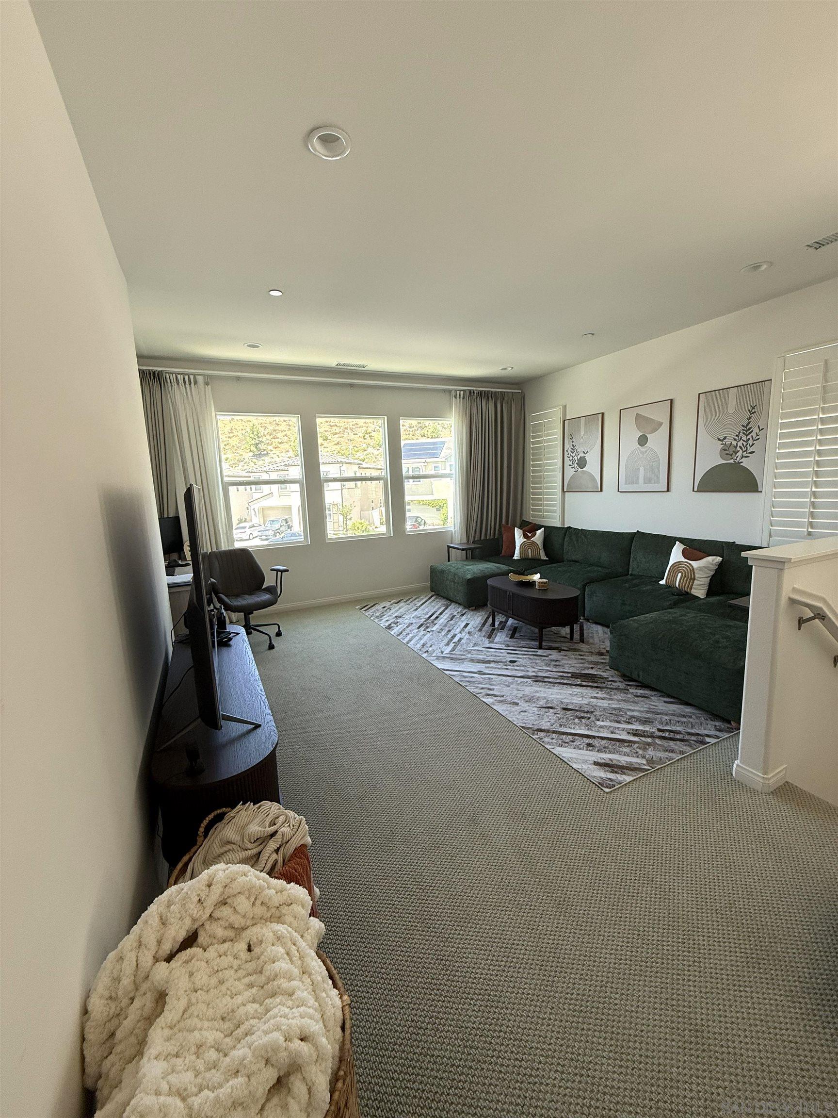 Detail Gallery Image 16 of 34 For 8515  Goldfield St, Santee,  CA 92071 - 4 Beds | 3 Baths