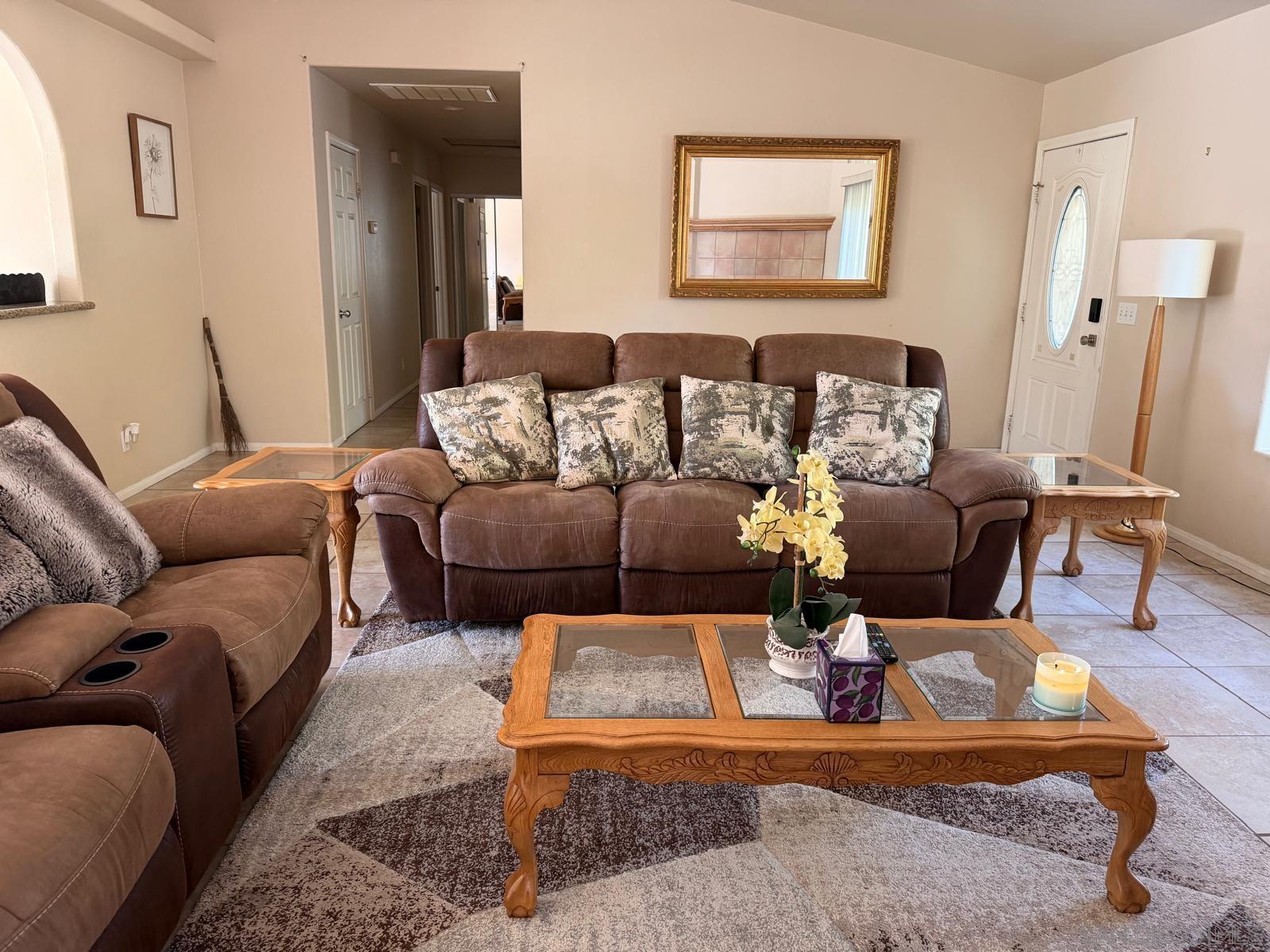 Front Image Thumbnail for SD260009321