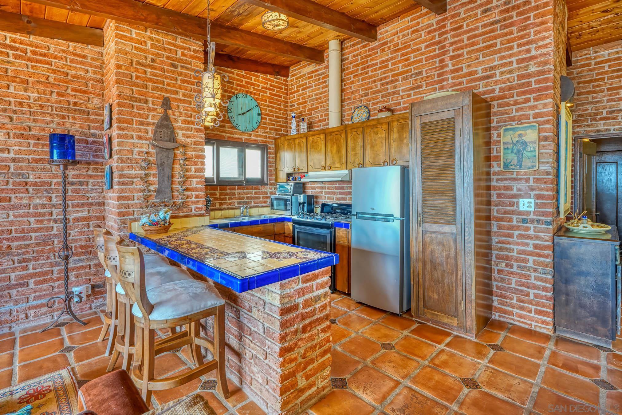 Detail Gallery Image 11 of 26 For 82  Pelicanos Oeste, –,  CA 99999 - 2 Beds | 2 Baths