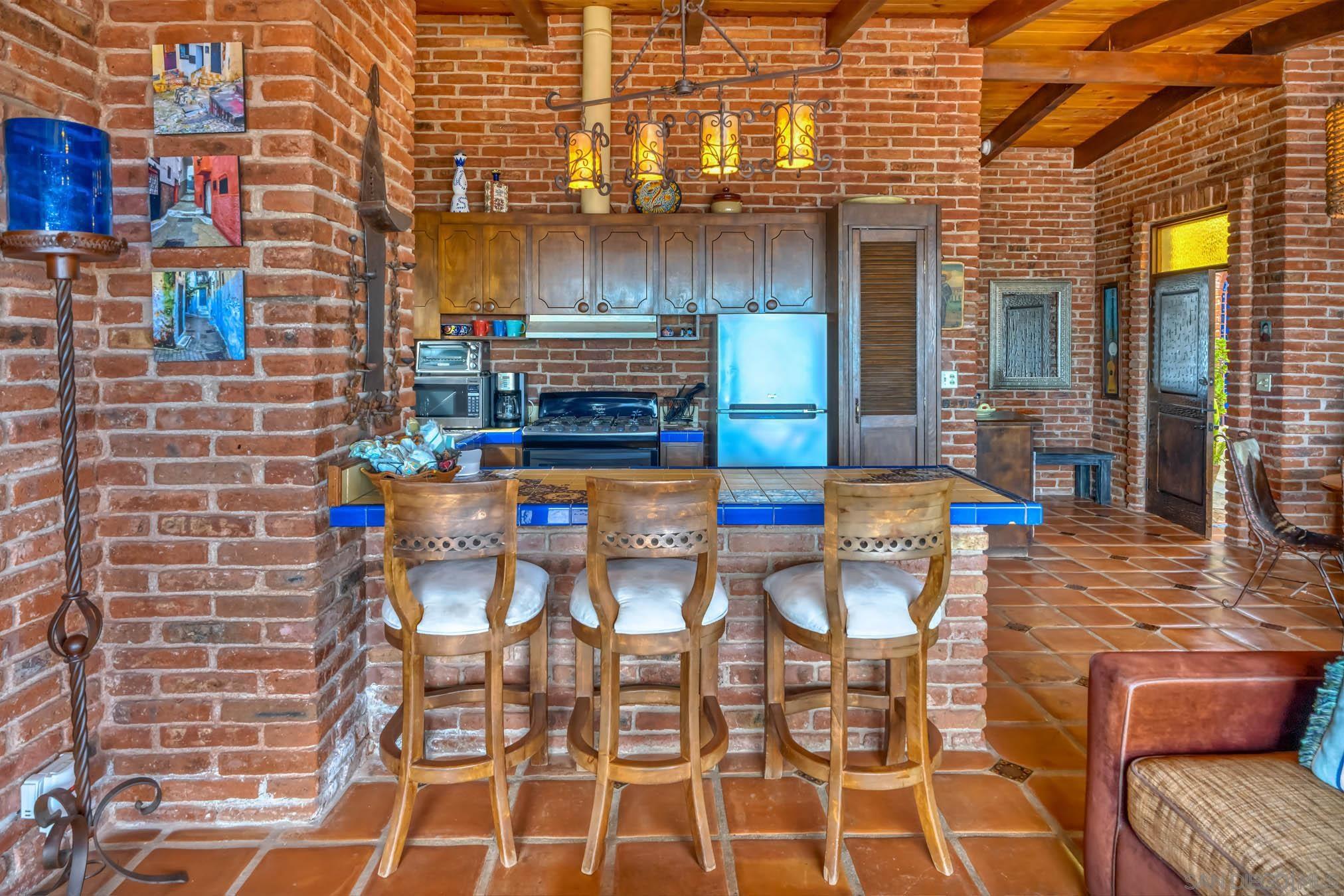 Detail Gallery Image 12 of 26 For 82  Pelicanos Oeste, –,  CA 99999 - 2 Beds | 2 Baths