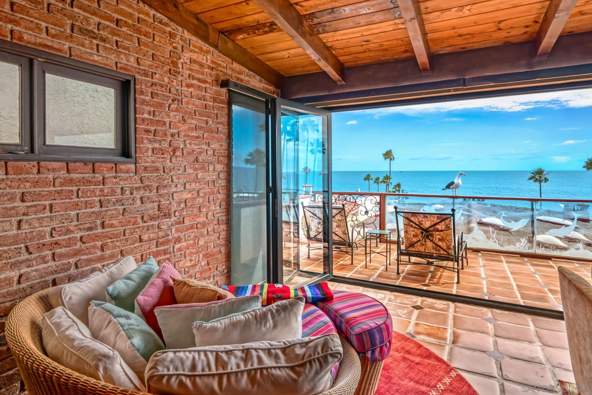 Detail Gallery Image 4 of 26 For 82  Pelicanos Oeste, –,  CA 99999 - 2 Beds | 2 Baths