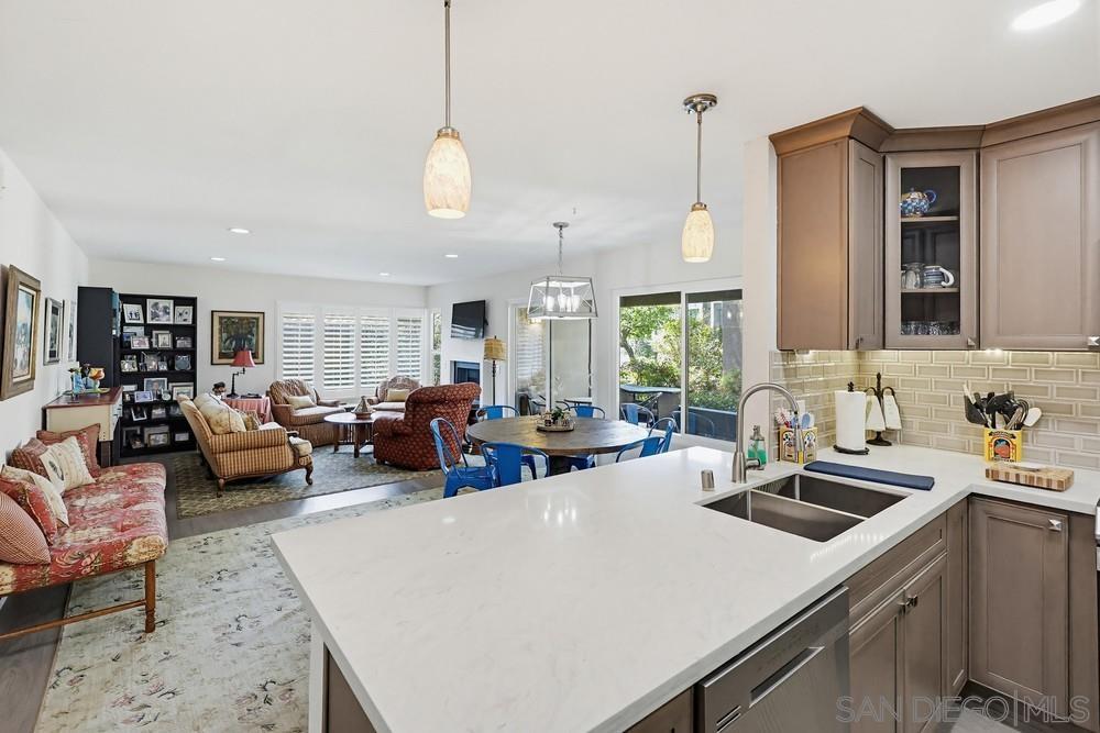 Front Image Thumbnail for SD260009330