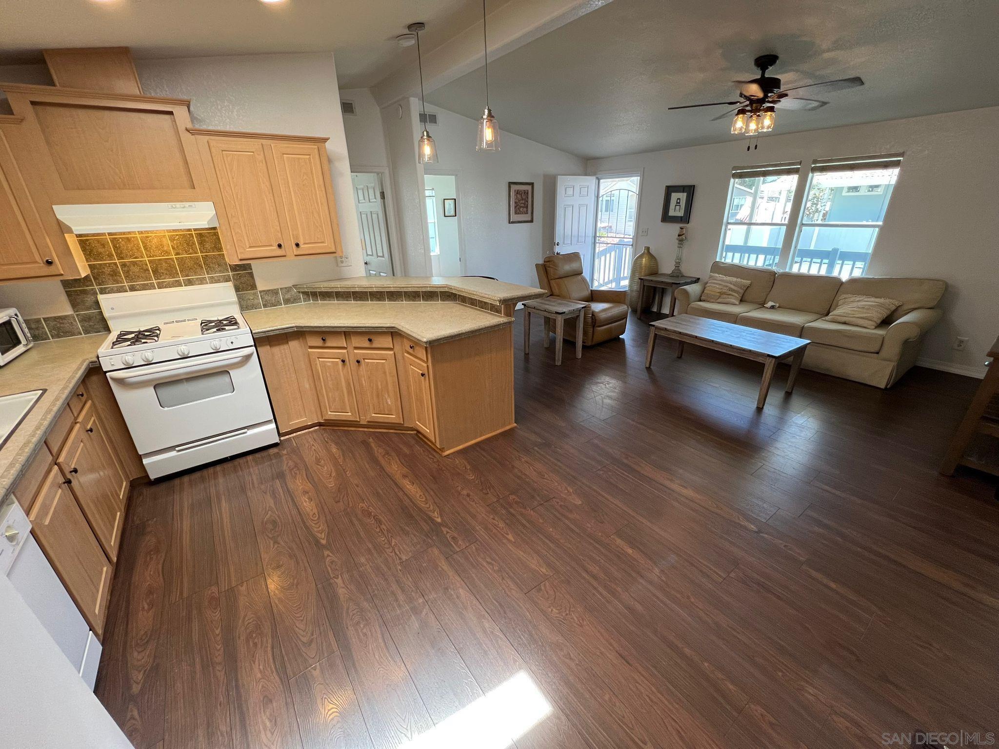 Front Image Thumbnail for SD260009355