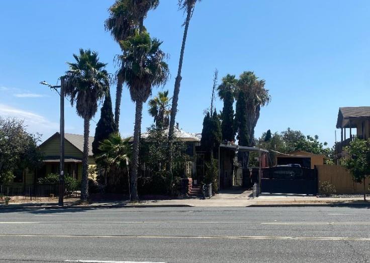 Front Image Thumbnail for SD260009394