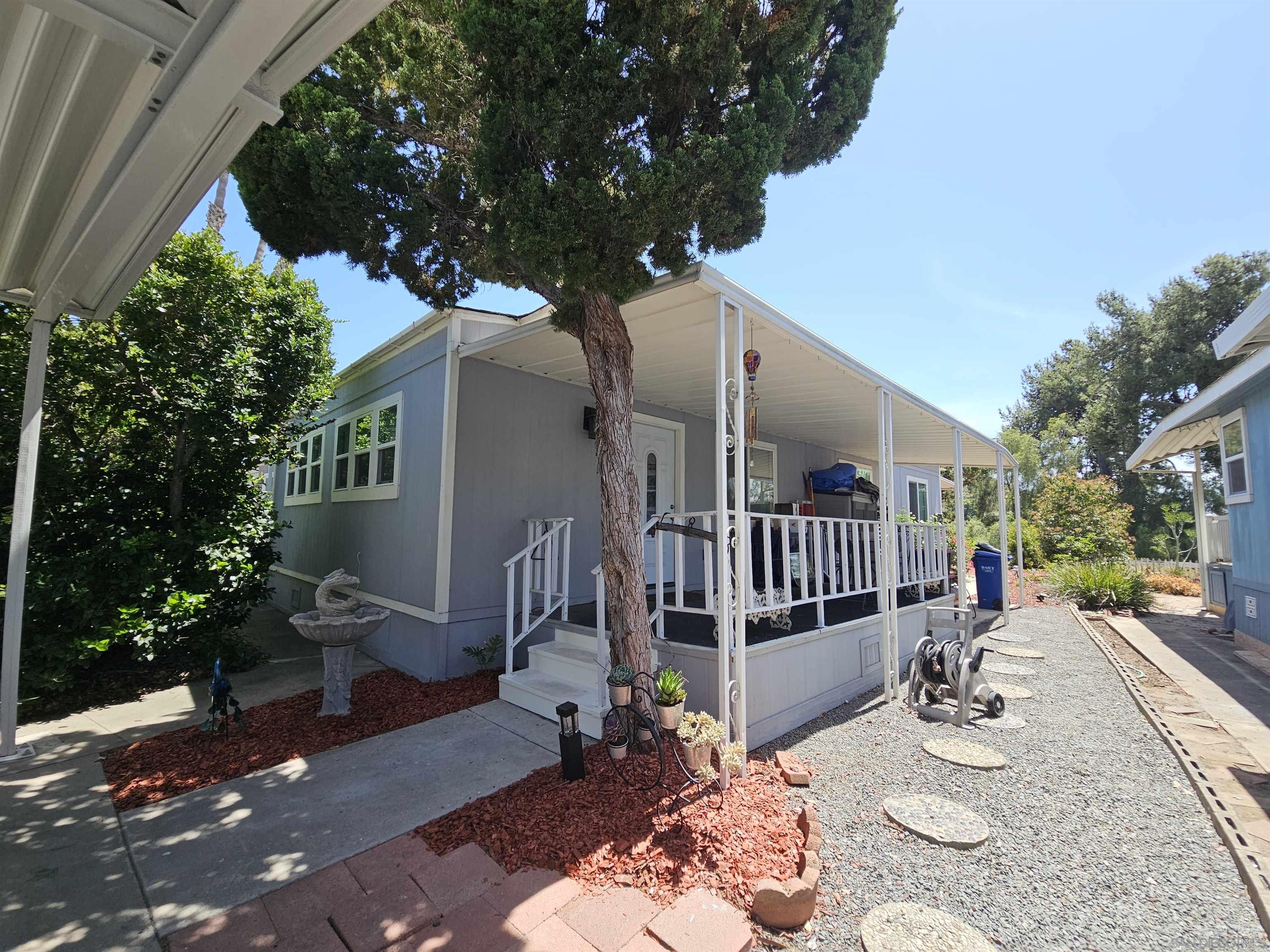 Front Image Thumbnail for SD260009400