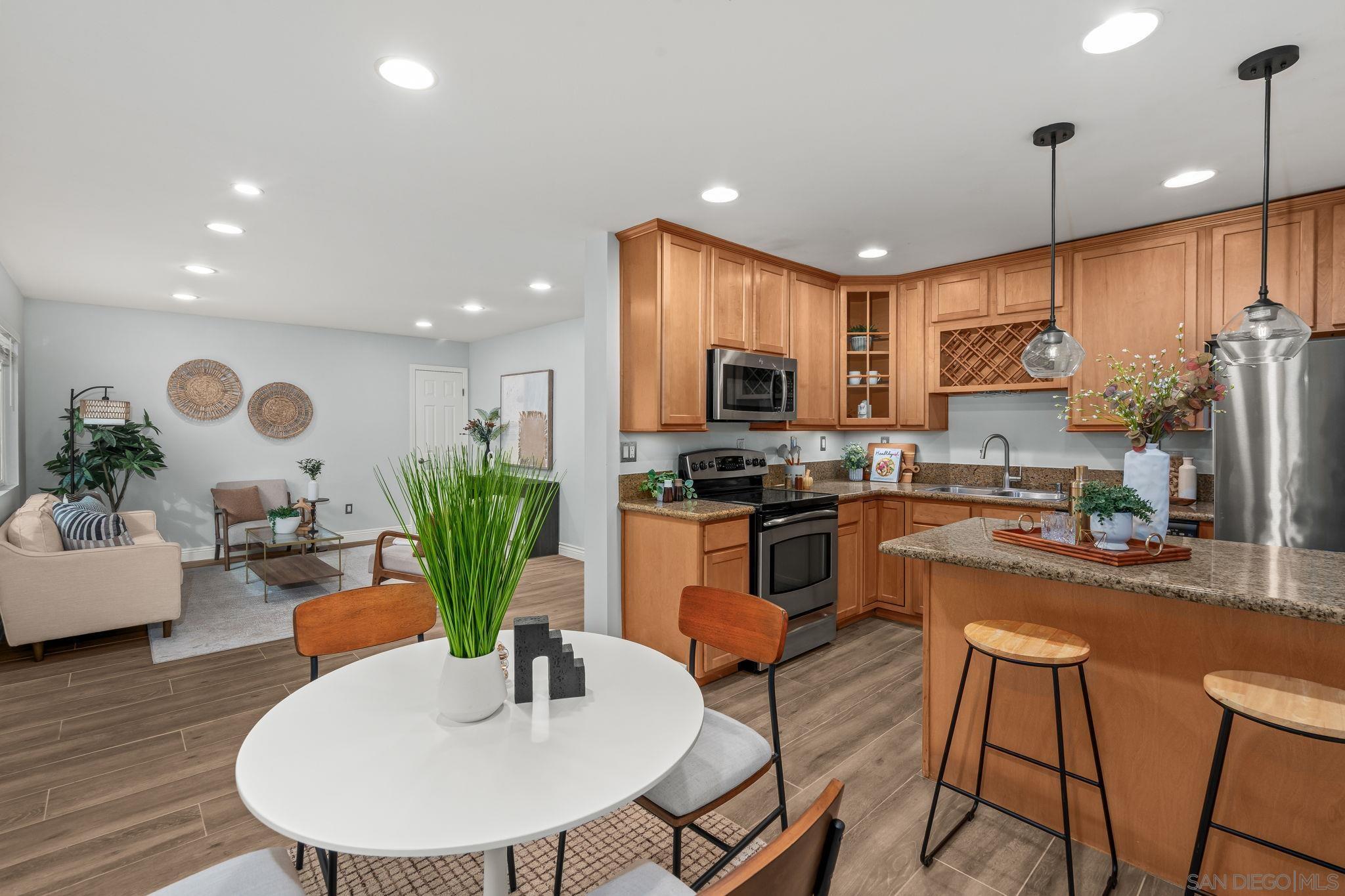 Front Image Thumbnail for SD260009409