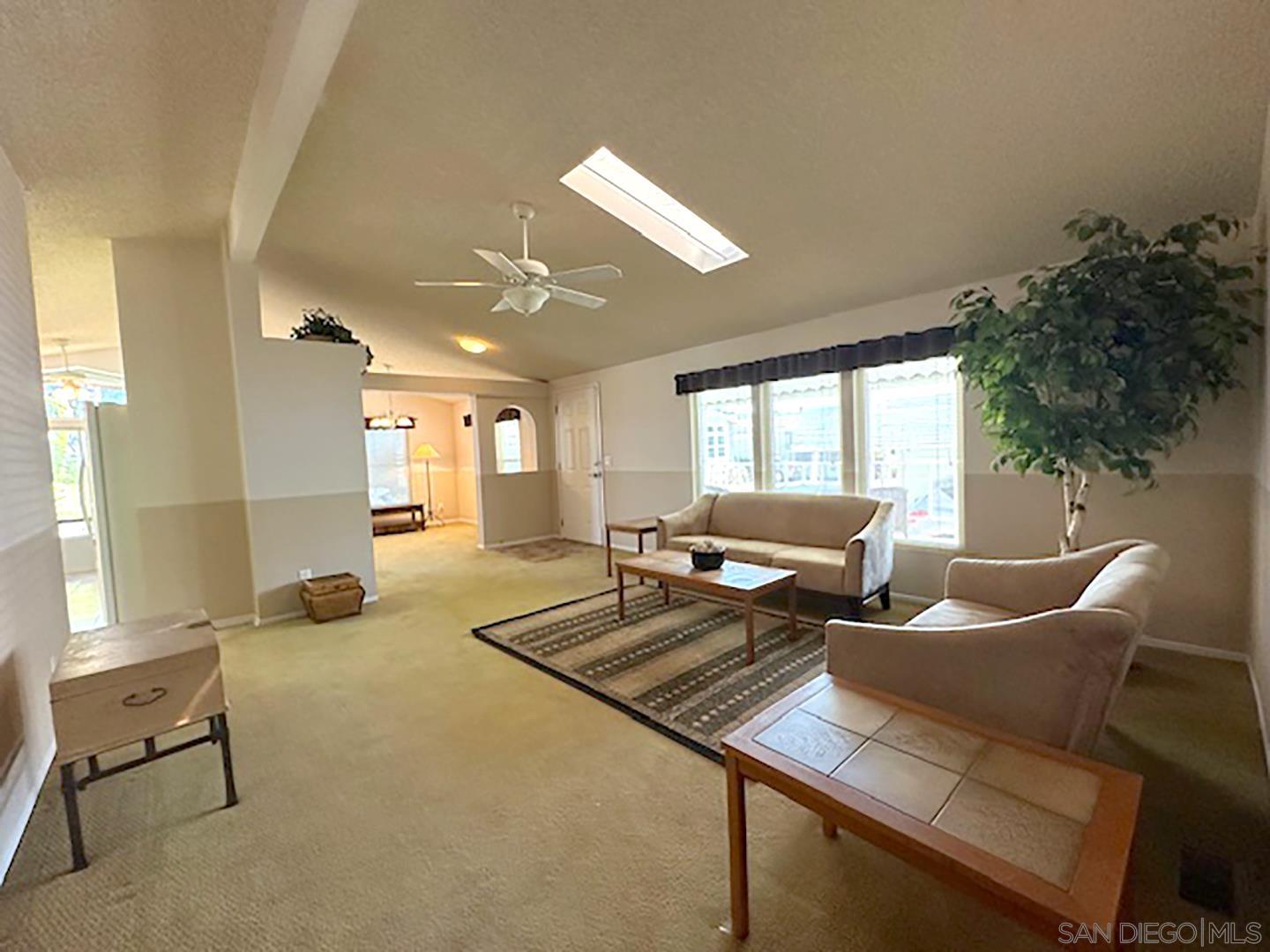 Front Image Thumbnail for SD260009421