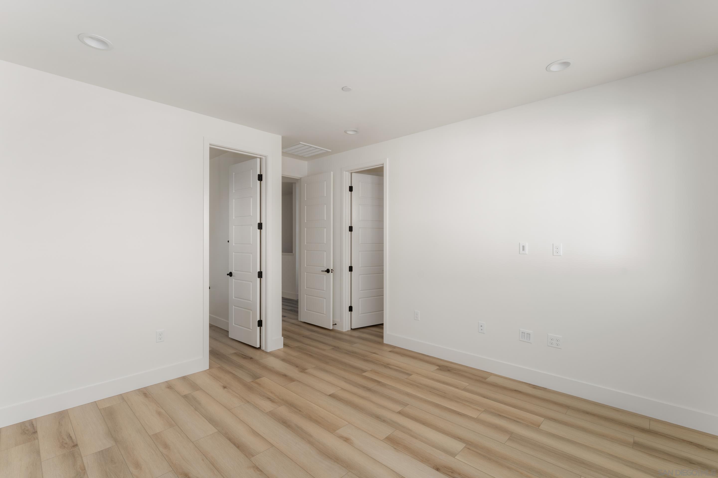 Detail Gallery Image 26 of 40 For 702  Passion Court, Vista,  CA 92083 - 3 Beds | 3 Baths