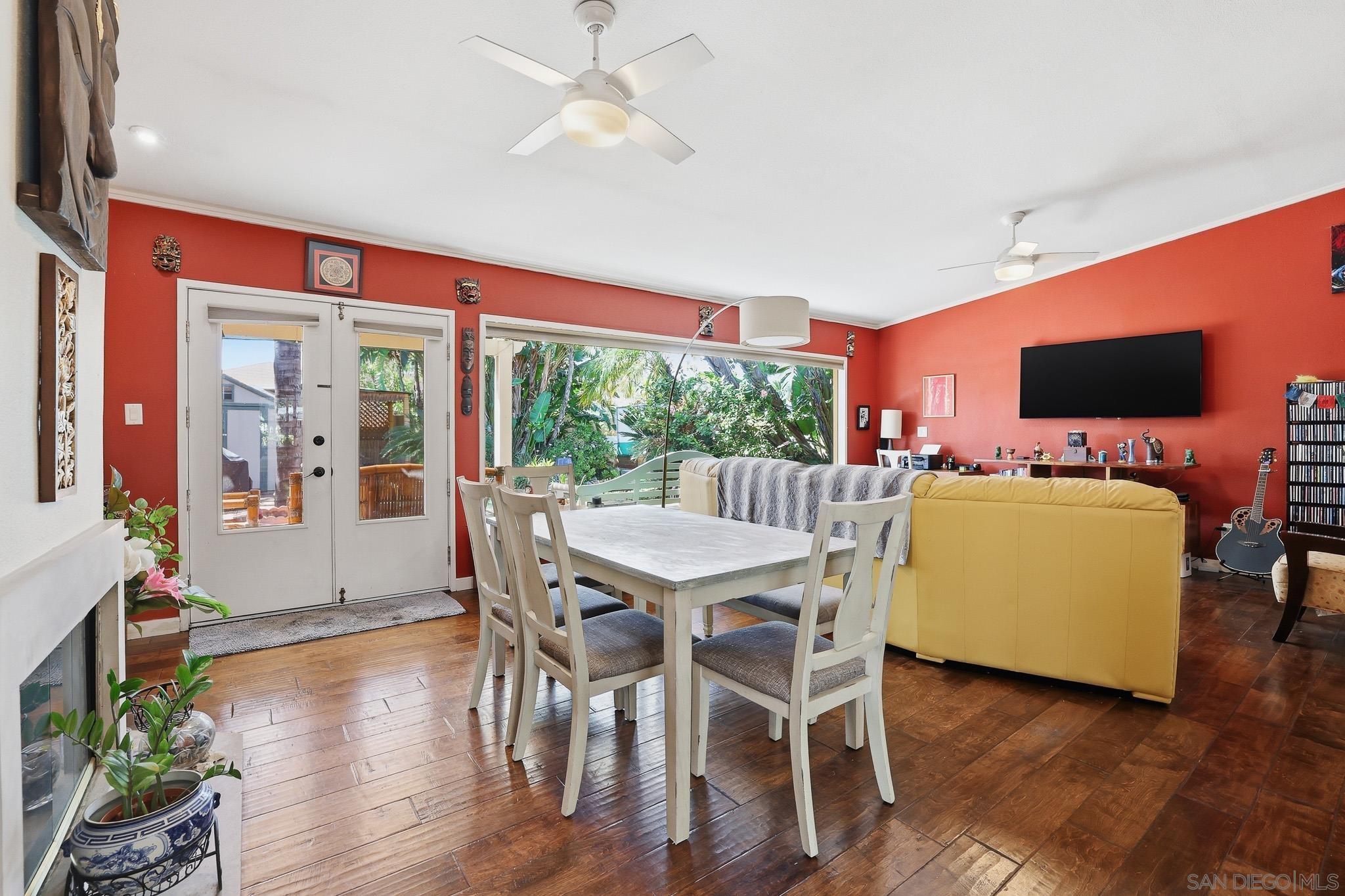 Detail Gallery Image 17 of 52 For 1929  N Rose St, Burbank,  CA 91505 - 2 Beds | 2 Baths