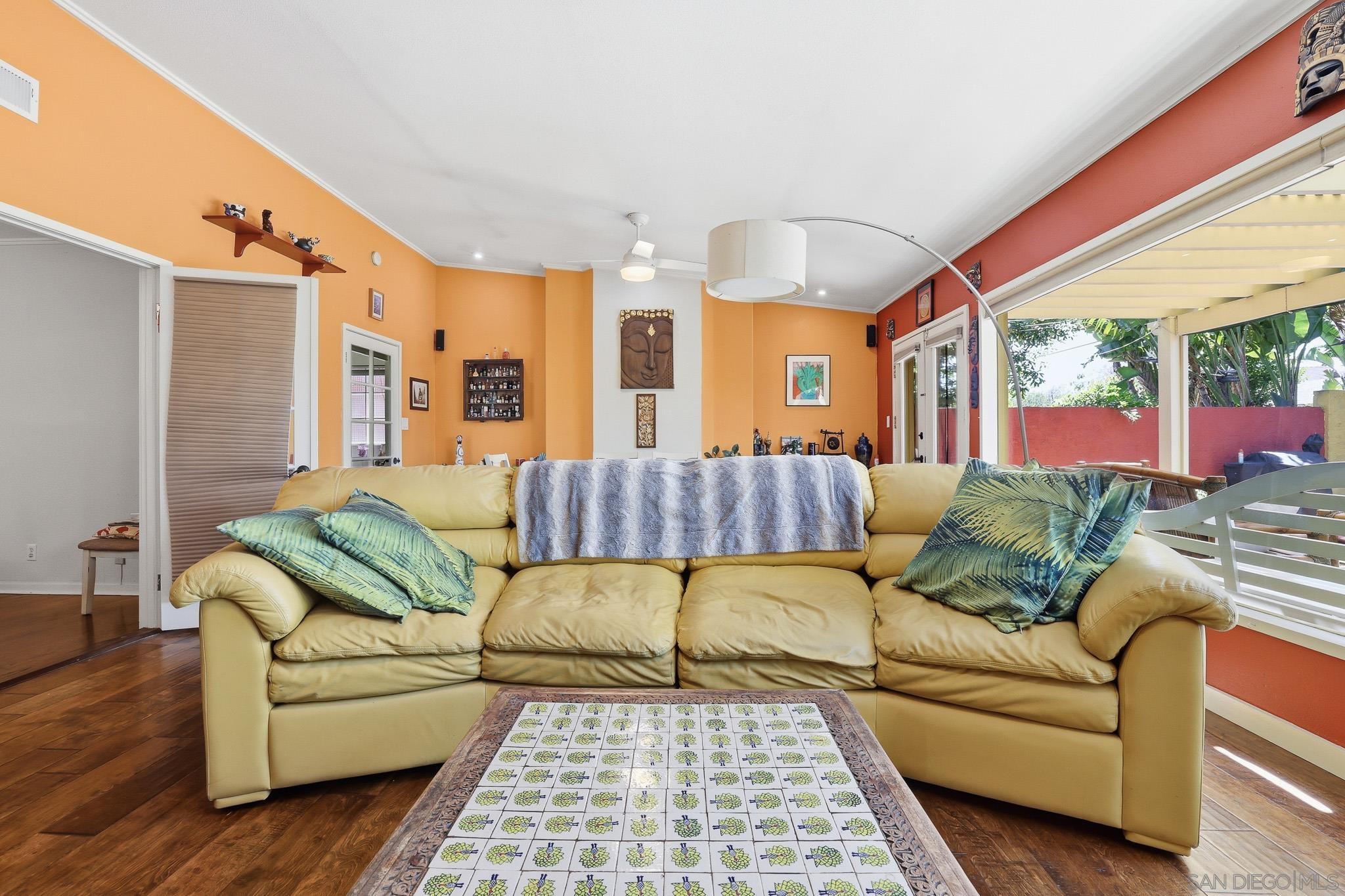 Detail Gallery Image 20 of 52 For 1929  N Rose St, Burbank,  CA 91505 - 2 Beds | 2 Baths