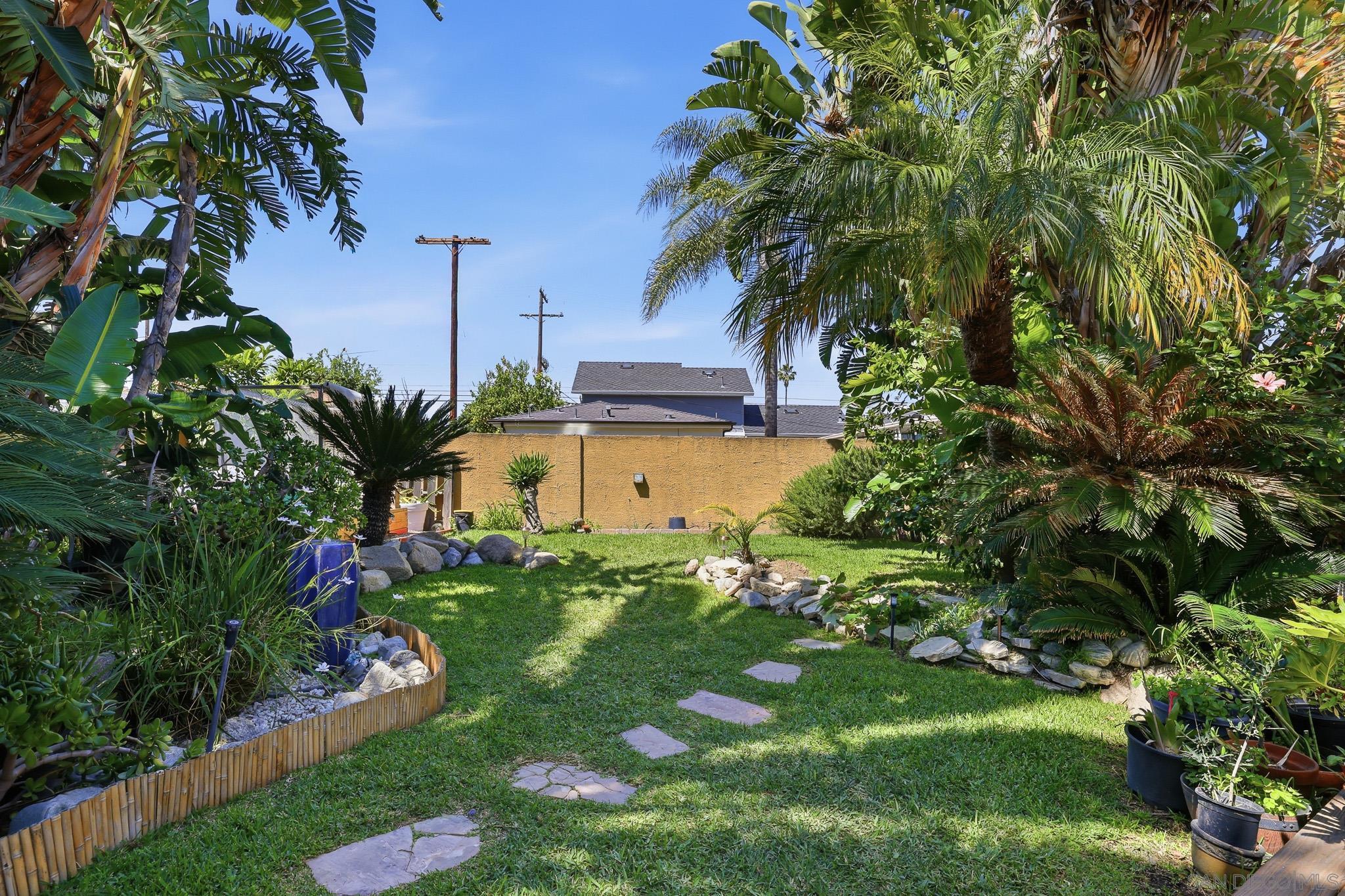 Detail Gallery Image 40 of 52 For 1929  N Rose St, Burbank,  CA 91505 - 2 Beds | 2 Baths