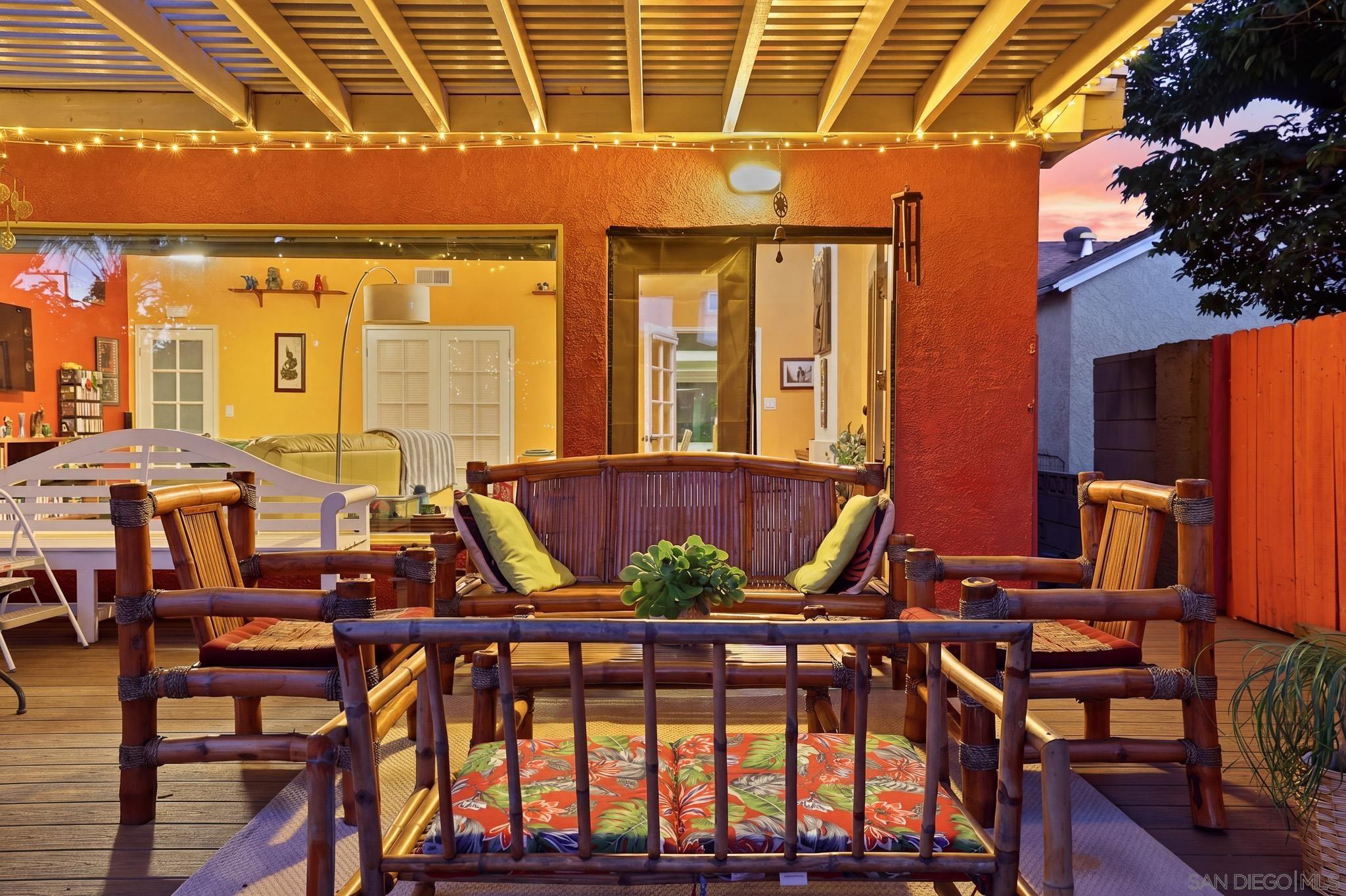 Detail Gallery Image 45 of 52 For 1929  N Rose St, Burbank,  CA 91505 - 2 Beds | 2 Baths