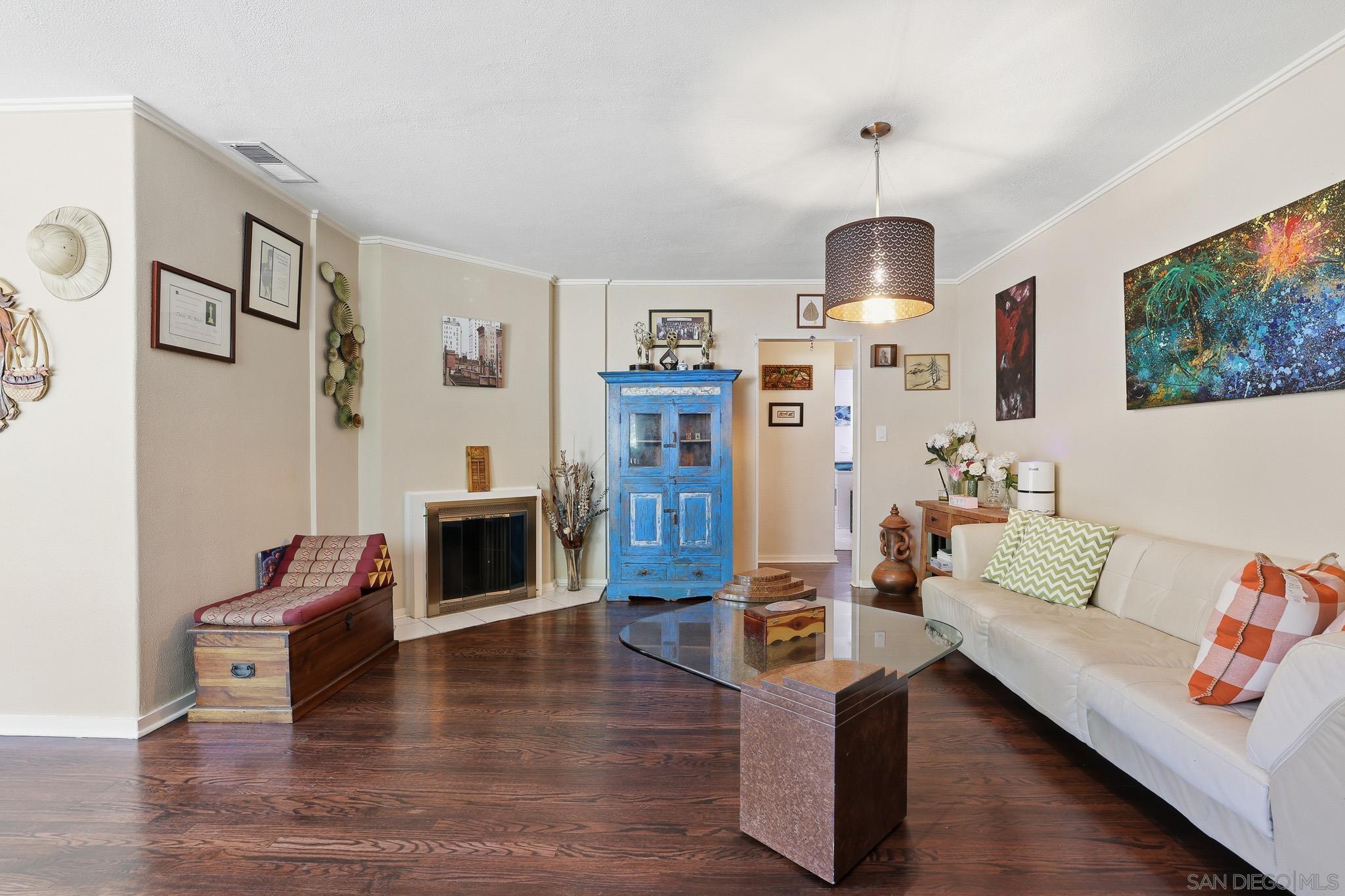 Detail Gallery Image 9 of 52 For 1929  N Rose St, Burbank,  CA 91505 - 2 Beds | 2 Baths