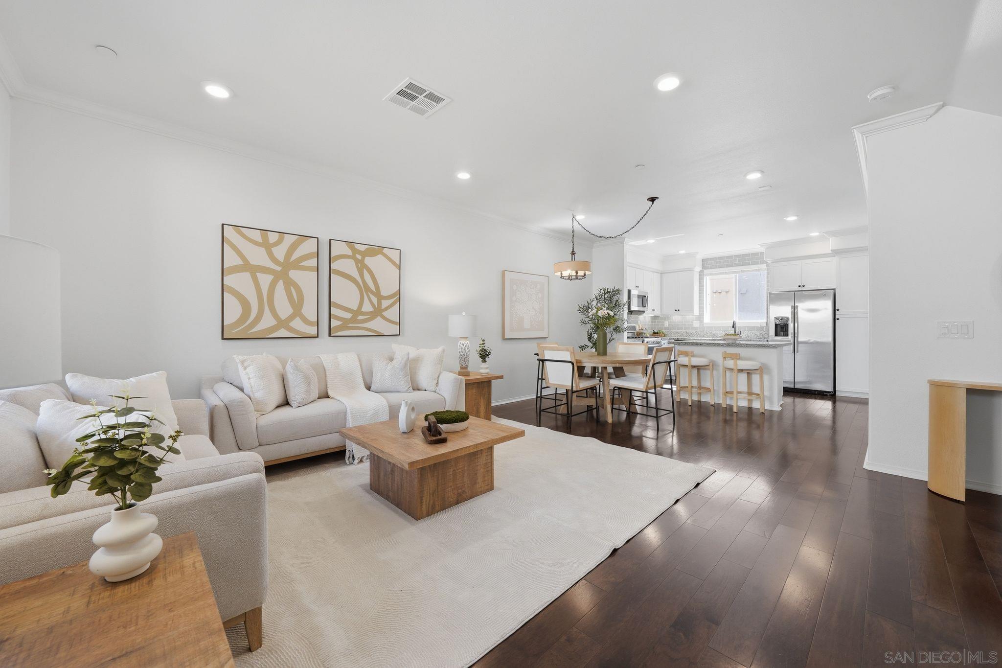 Front Image Thumbnail for SD260009477