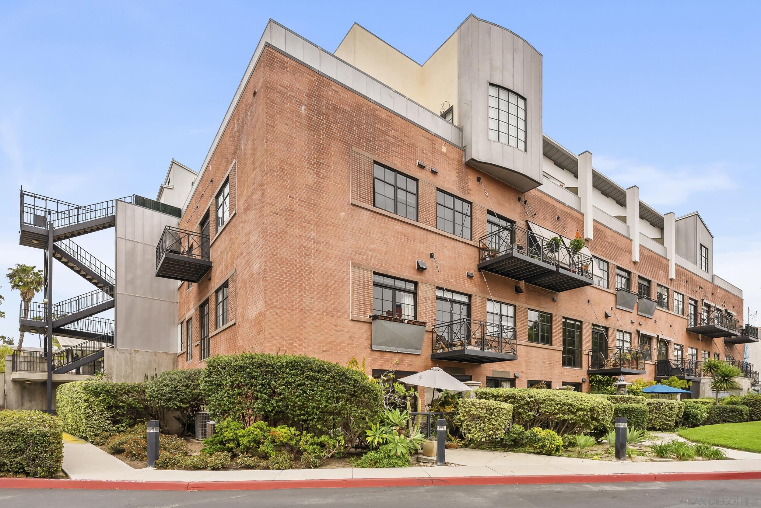 Front Image Thumbnail for SD260009522