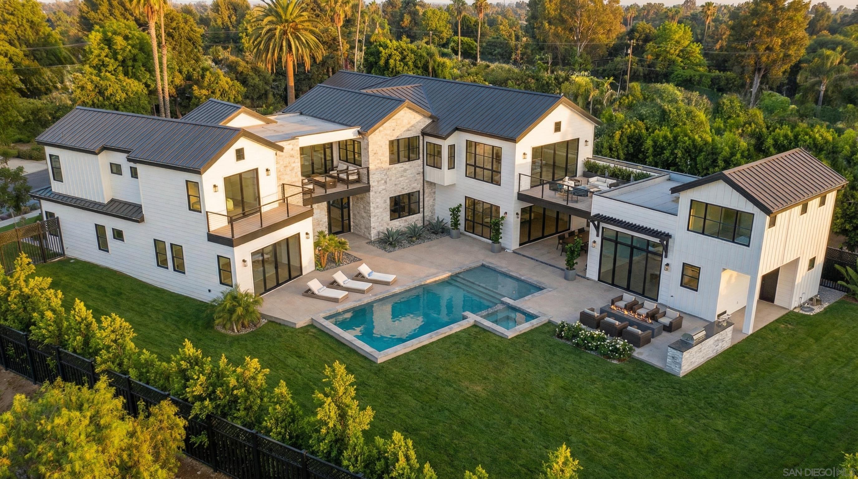 Front Image Thumbnail for SD260009572