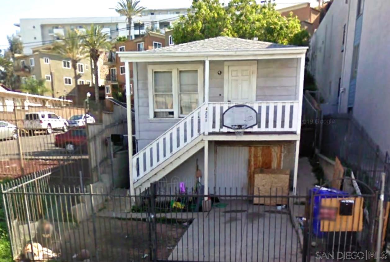 Front Image Thumbnail for SD260009575