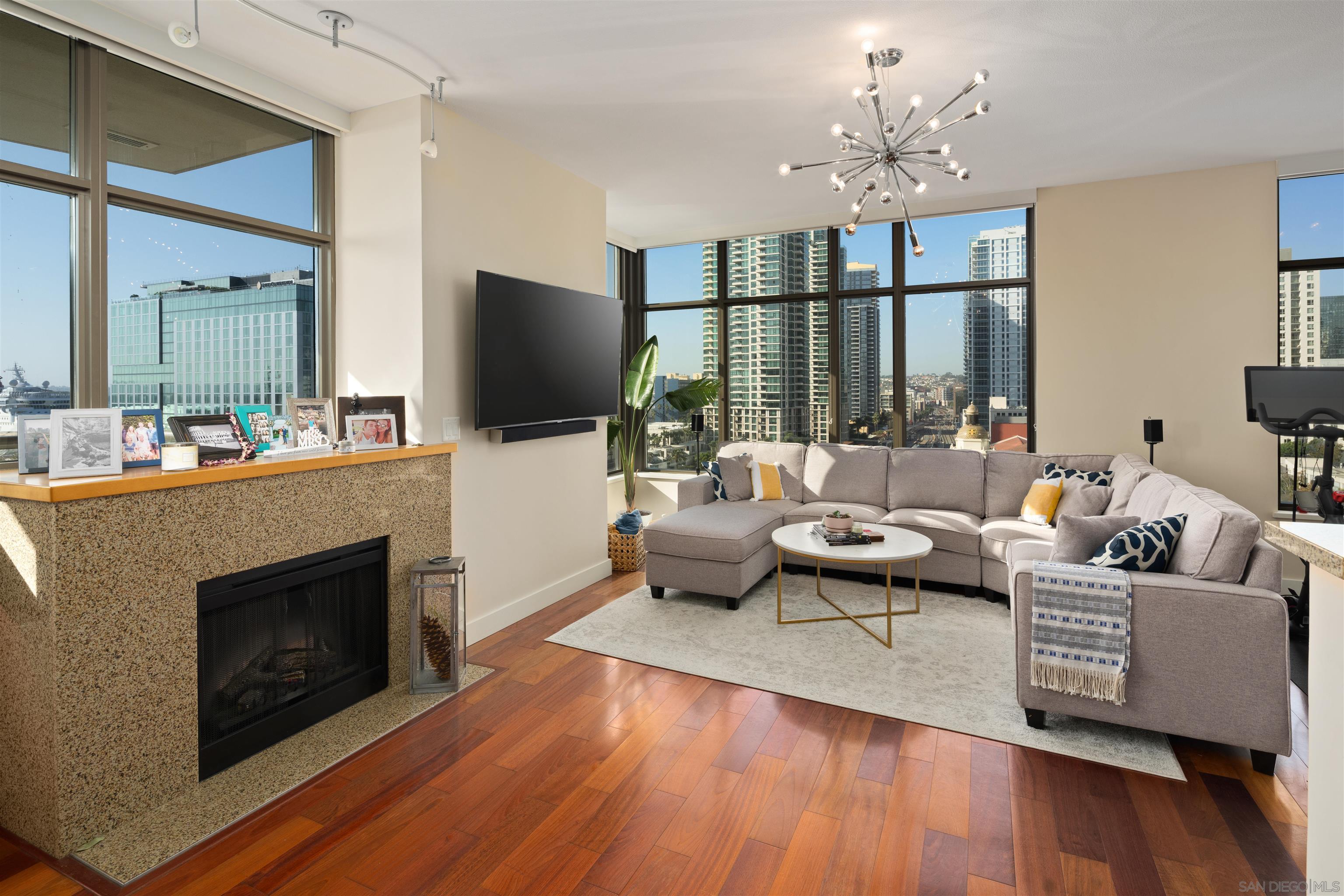 Front Image Thumbnail for SD260009591